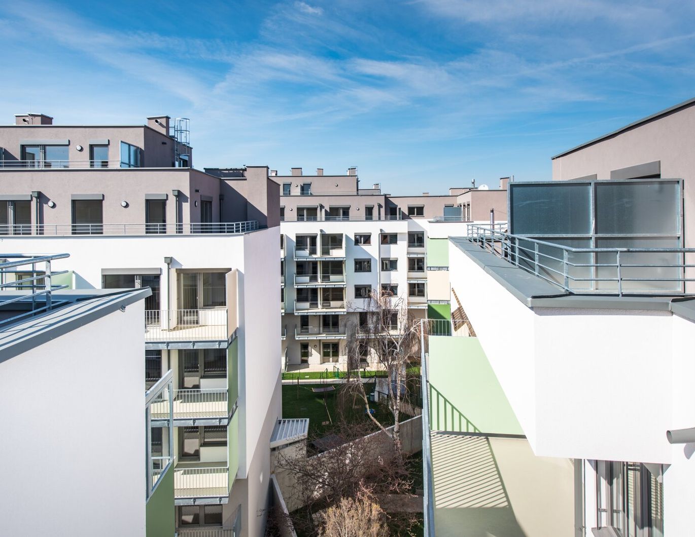 Familienhit - Traumhafte 4 Zimmerwohnung mit Freifläche im 21. Bezirk!