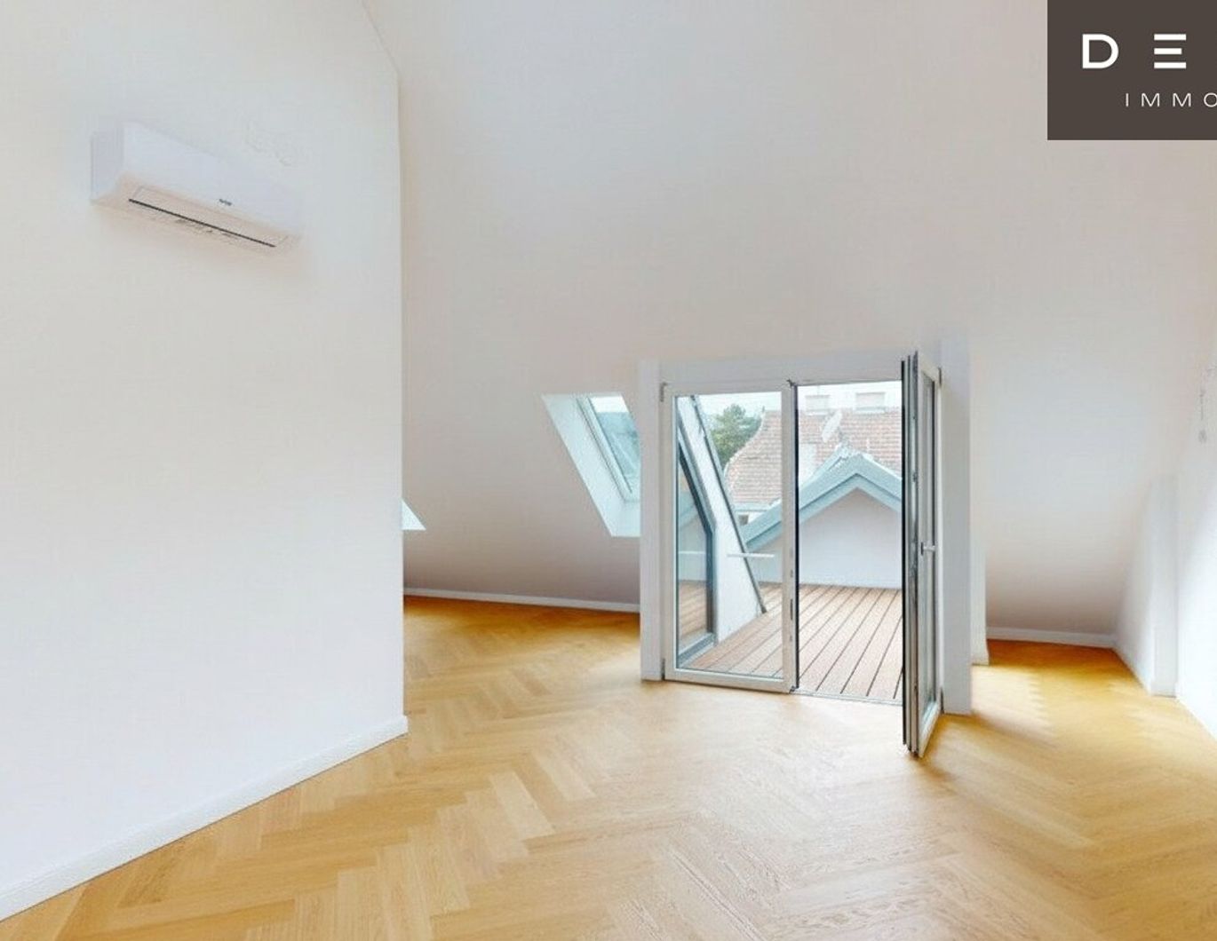 | ERSTBEZUG NACH SANIERUNG | MAISSONETTE | KLIMATISIERT | WÄRMEPUMPE |