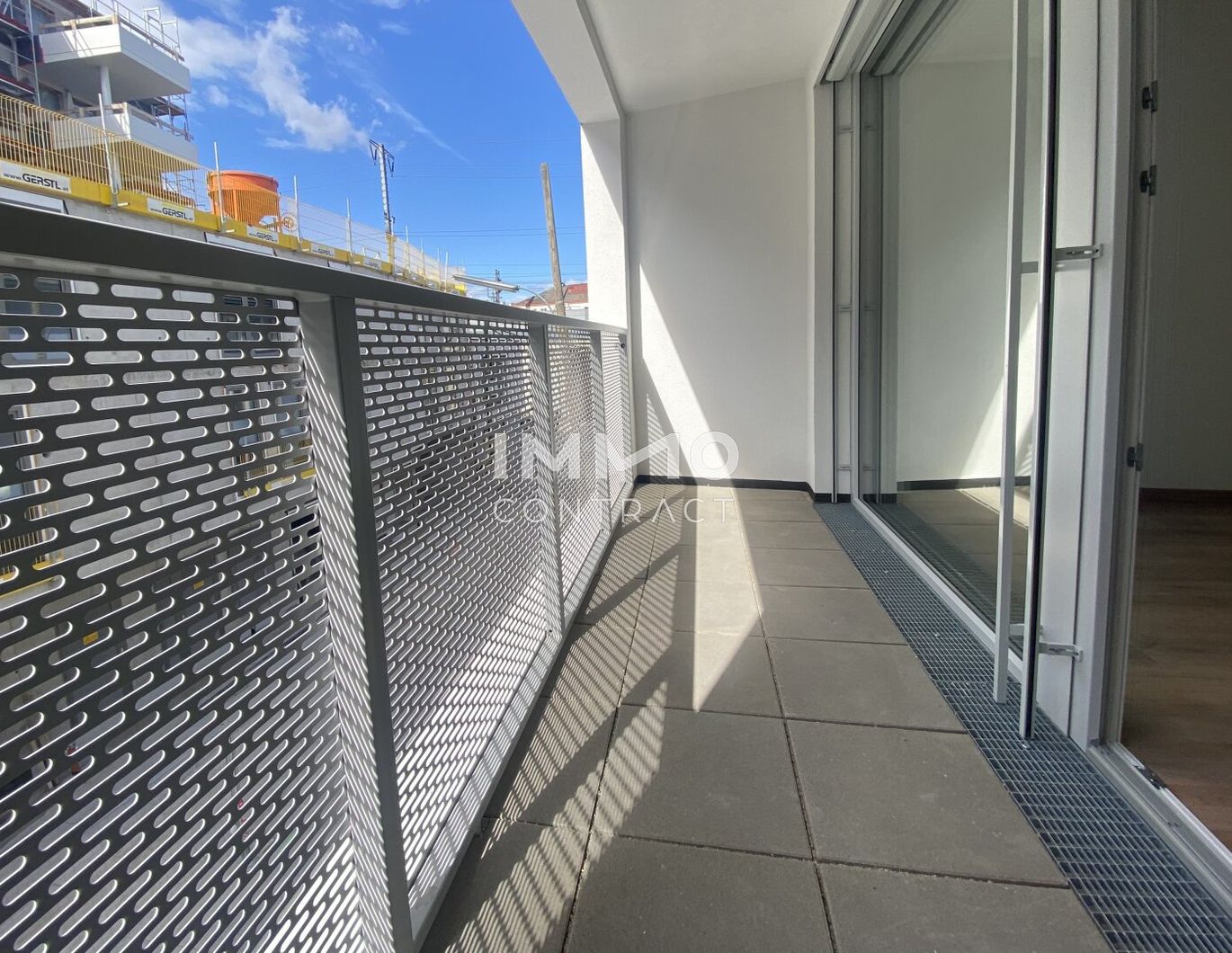 U3 ANLEGERTRAUM! Inklusive Küche 2 Zimmer Wohnung+Loggia =DAS LAURENZ= Erstbezug - 1 Bedroom+ Loggia