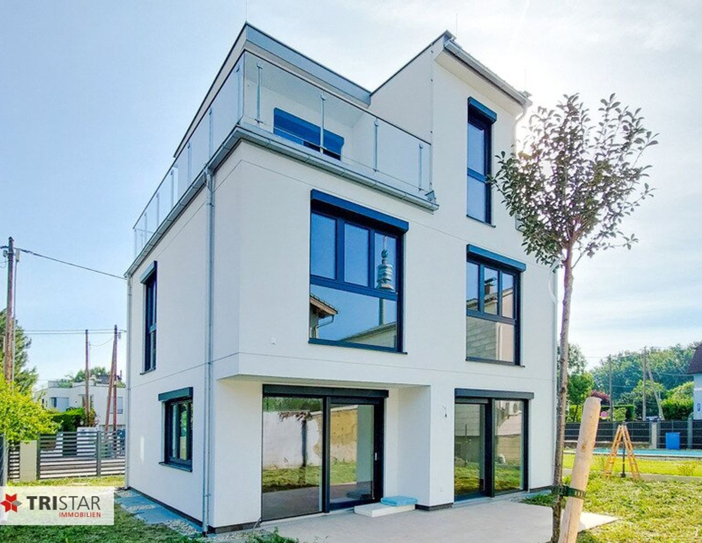 Moderne Eleganz: Erstbezugs-Einfamilienhaus mit Garten in 1220 Wien!