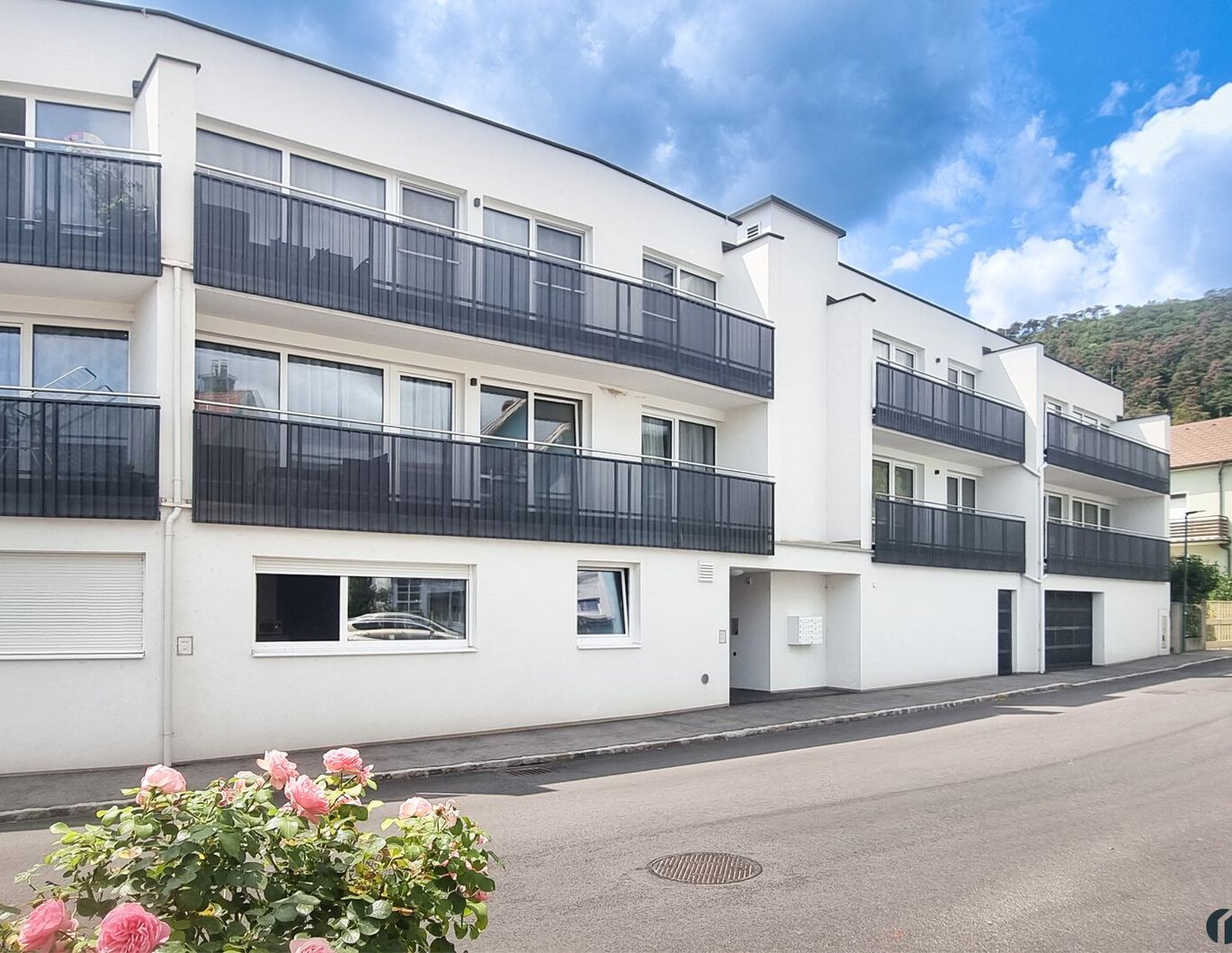 Moderne Dachgeschoßwohnung mit Loggia!