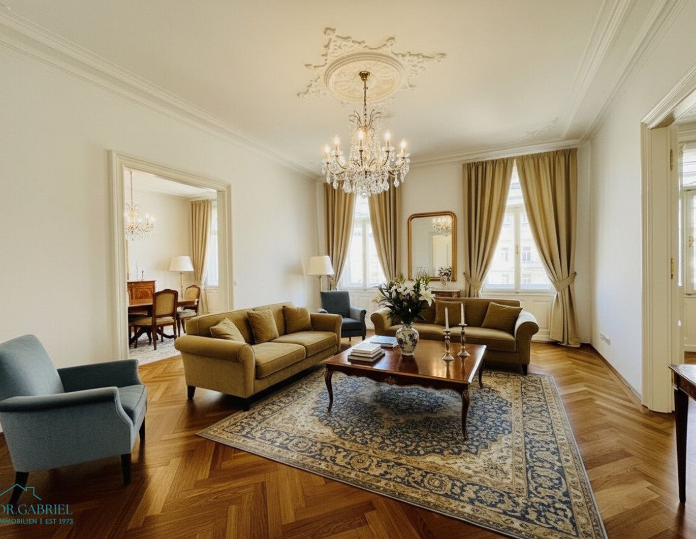 WUNDERSCHÖNE INNENSTADTWOHNUNG MIT BALKON