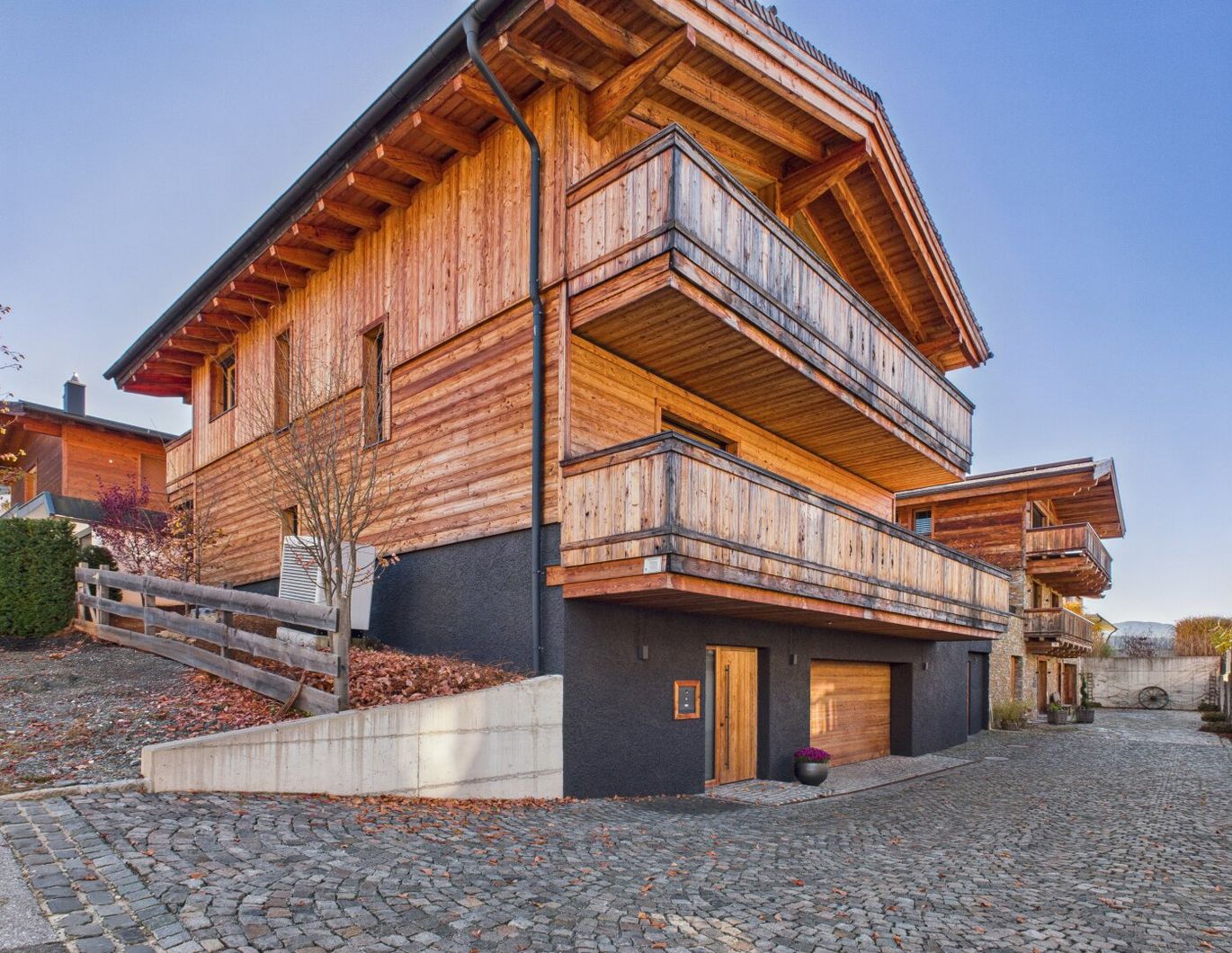 Alpine Eleganz trifft majestätische Aussicht - Exklusives Luxus-Chalet mit Panoramablick
