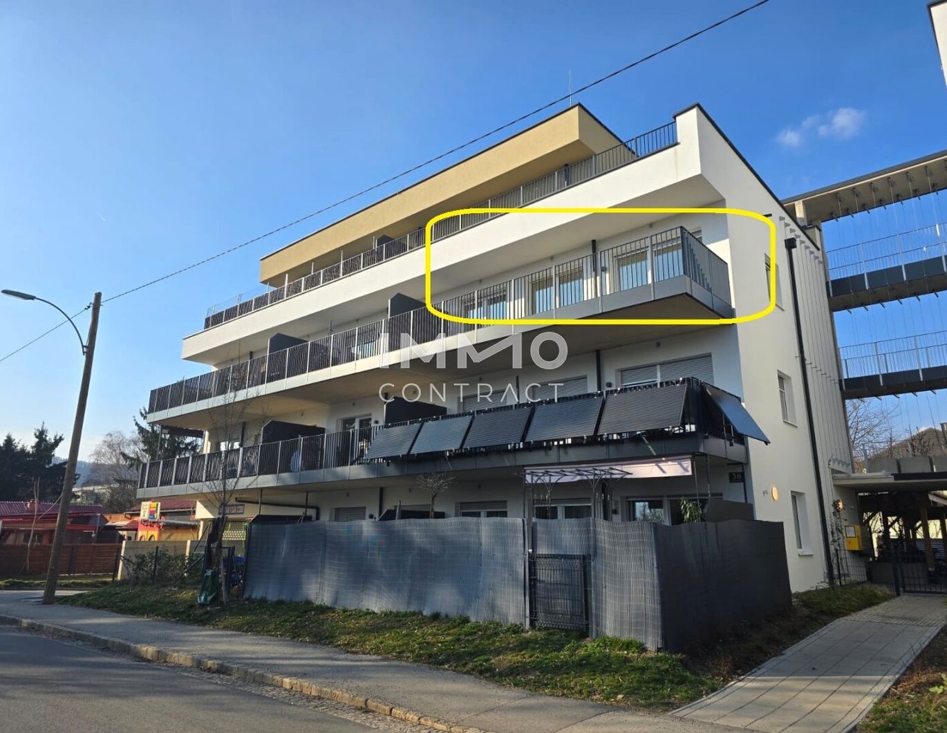 Neuwertige 3 Zimmer-Wohnung mit großem Süd-Balkon - Pirchäckerstraße 38 - Top 14