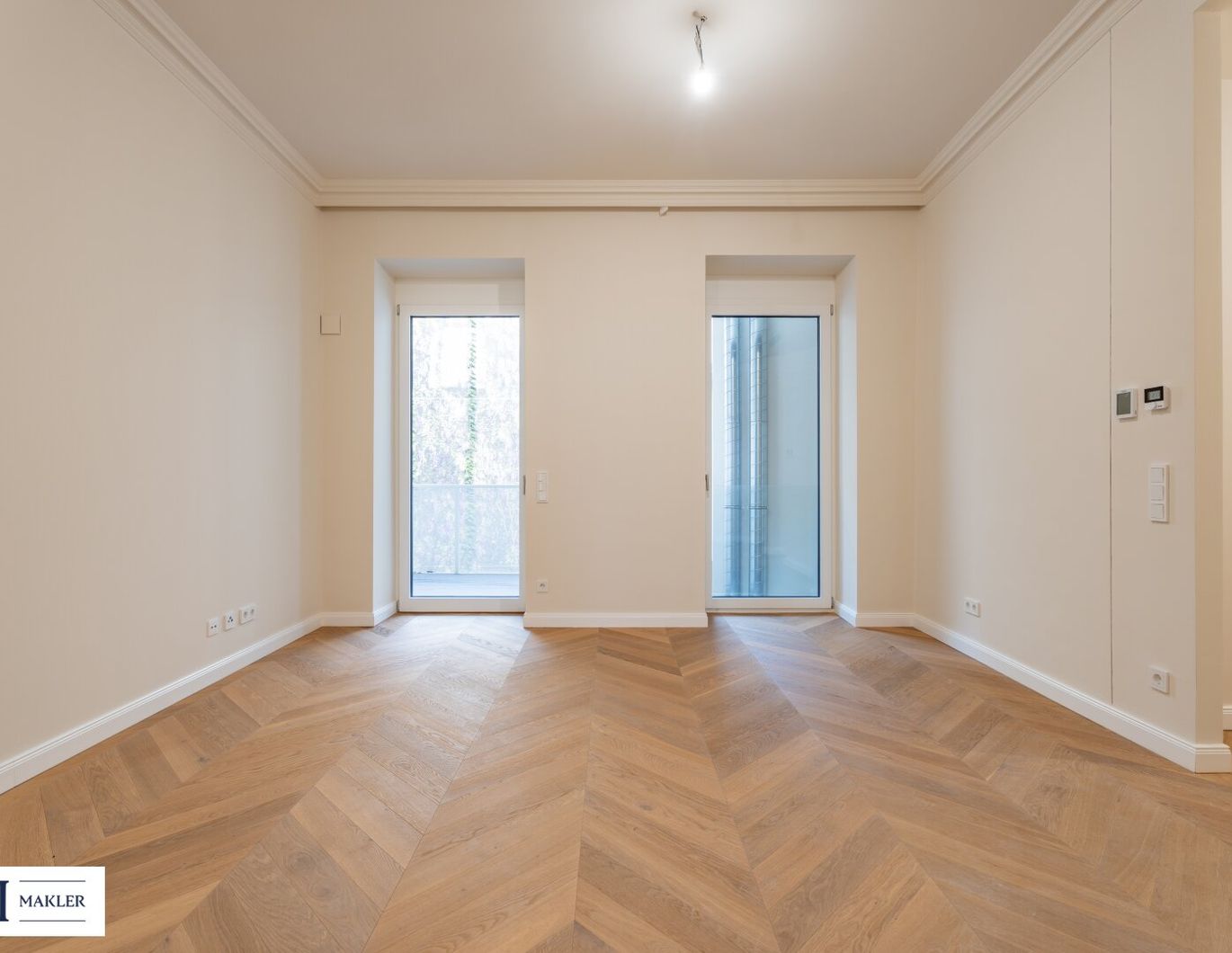 Lichtdurchflutete 2-Zimmer-Wohnung mit Balkon