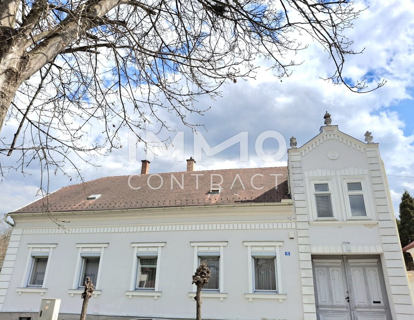 Schönes Haus mit großem Garten und Erweiterungsmöglichkeiten