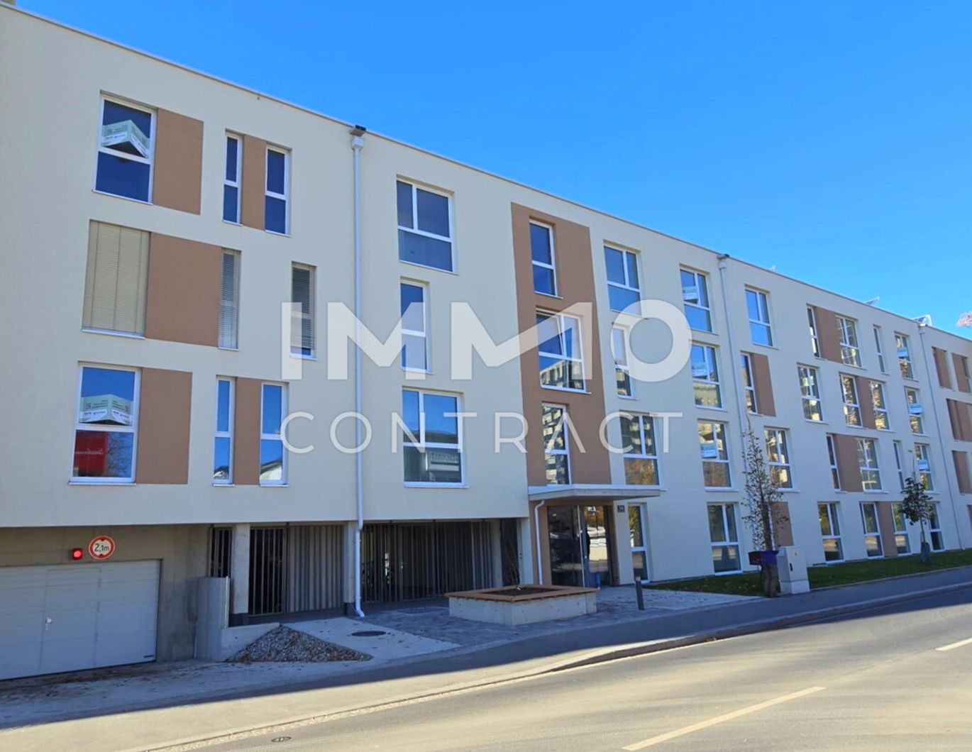 ERSTBEZUG: geförderte 2 Zimmer-Wohnung mit großem Balkon in zentraler u. ruhiger Innenhoflage - Puchstraße 34 - Top 12