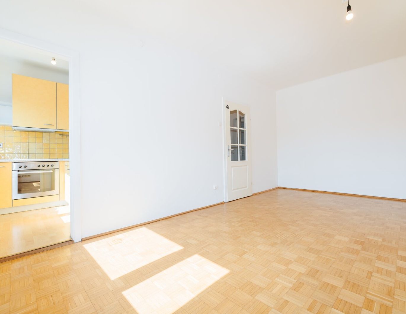 KEINE PROVISION | KOMPAKTE GARCONNIERE IN BESTER LAGE | MODERNE KÜCHE | NÄHE AVL | LICHTDURCHFLUTET | IDEAL FÜR SINGLES I PROJEKT WOHNEN