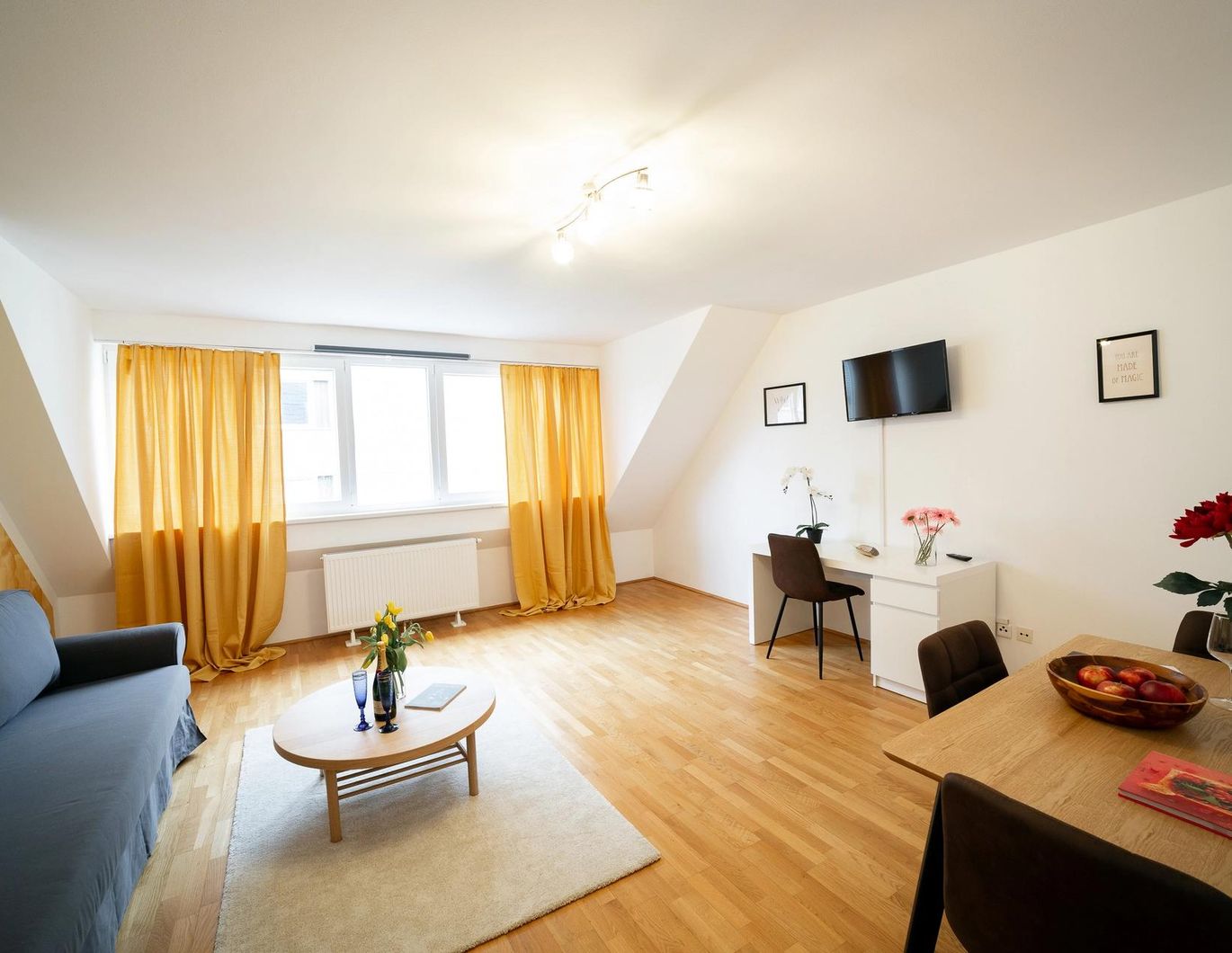 Moderne Dachgeschosswohnung in Top-Lage - 1060 Wien / Mariahilf (Provisionsfrei)