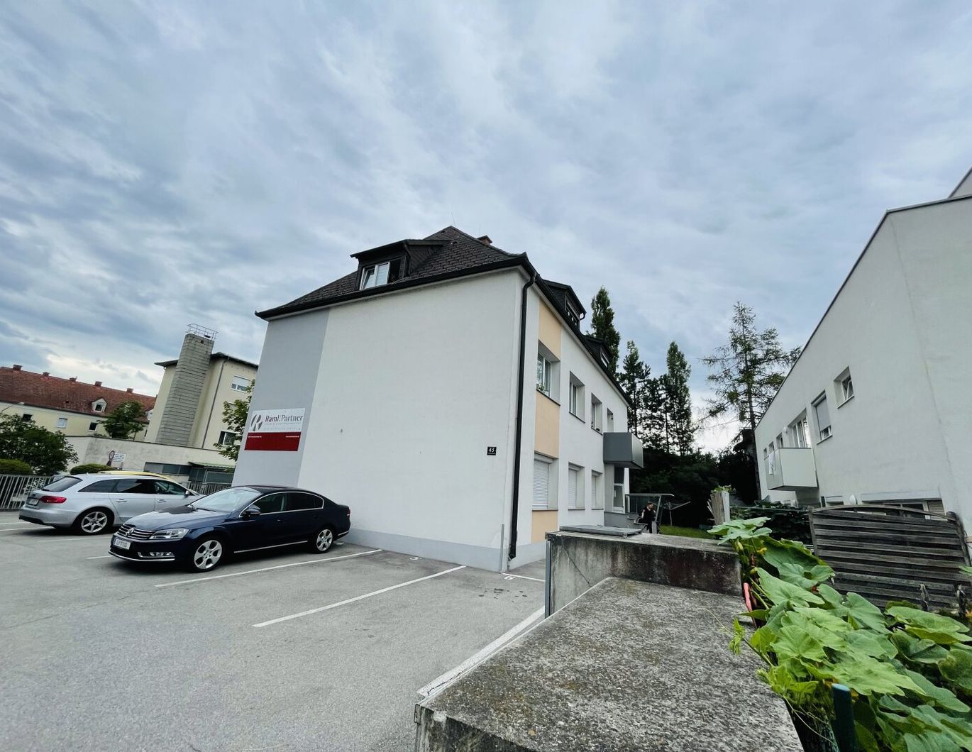 Moderne 2-Zimmer-Wohnung in Linz: Top Lage, Stellplatz & Wohnküche