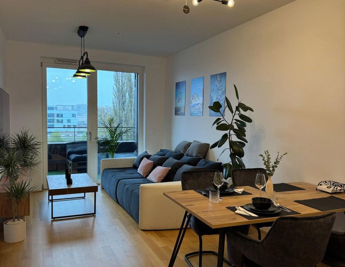 Gemütliche Wohnung mit Schlossberg Blick