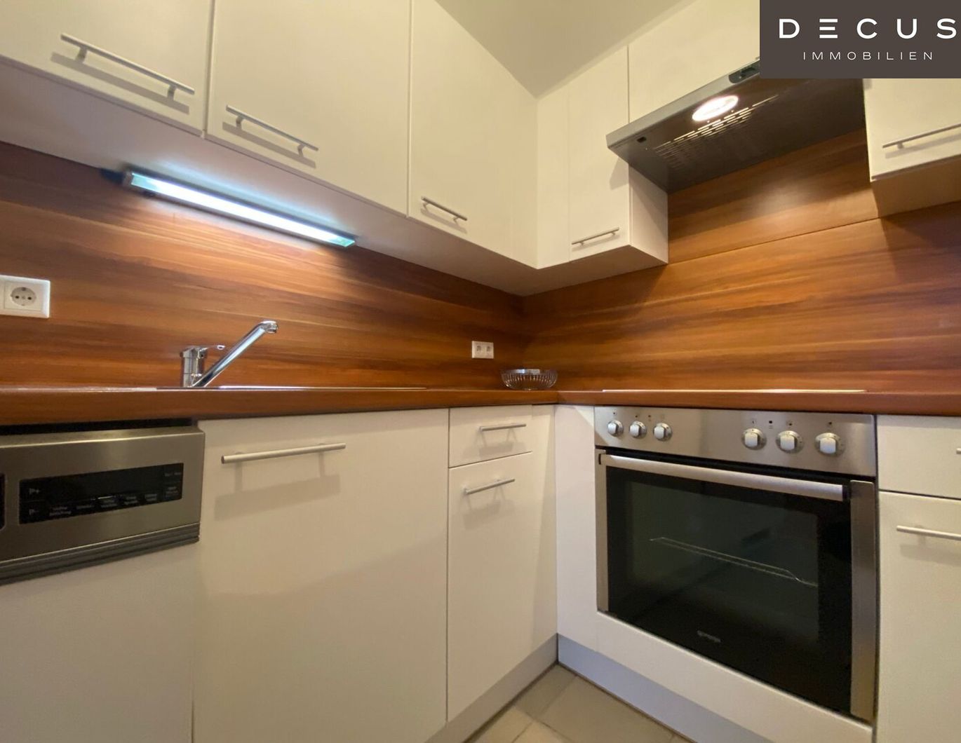 4 ZIMMER | FAMILIENWOHNUNG MIT 2 FREIFLÄCHEN | DACHGESCHOSSWOHNUNG | AB SOFORT VERFÜGBAR