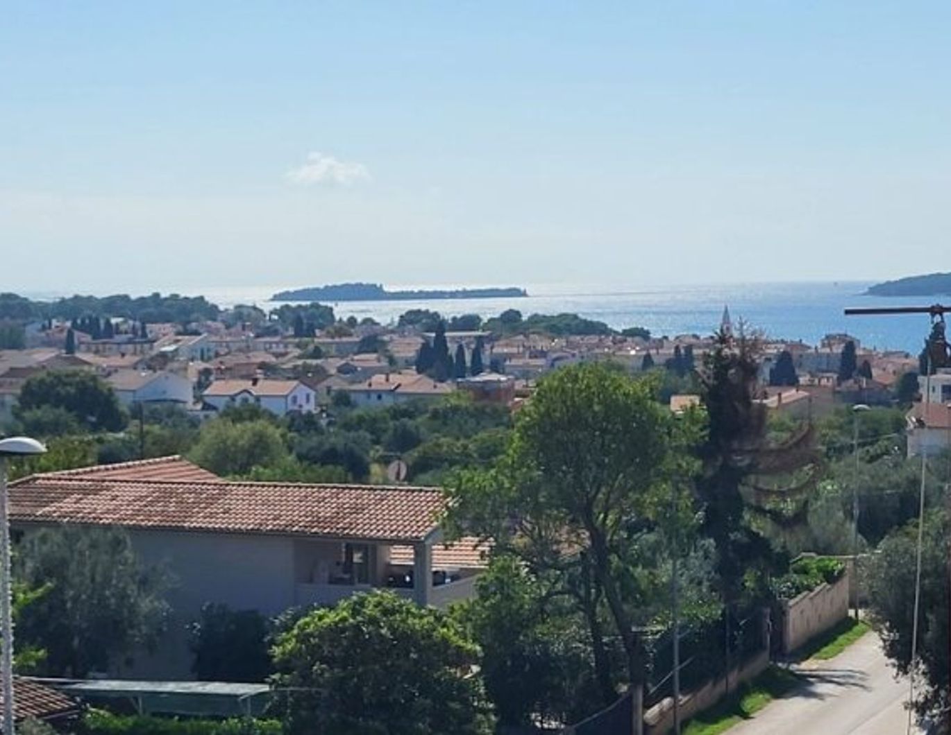 FAZANA - 1 x Apartment mit 55 m² mit Meerblick und 1 x mit 25 m², voll ausgestattet