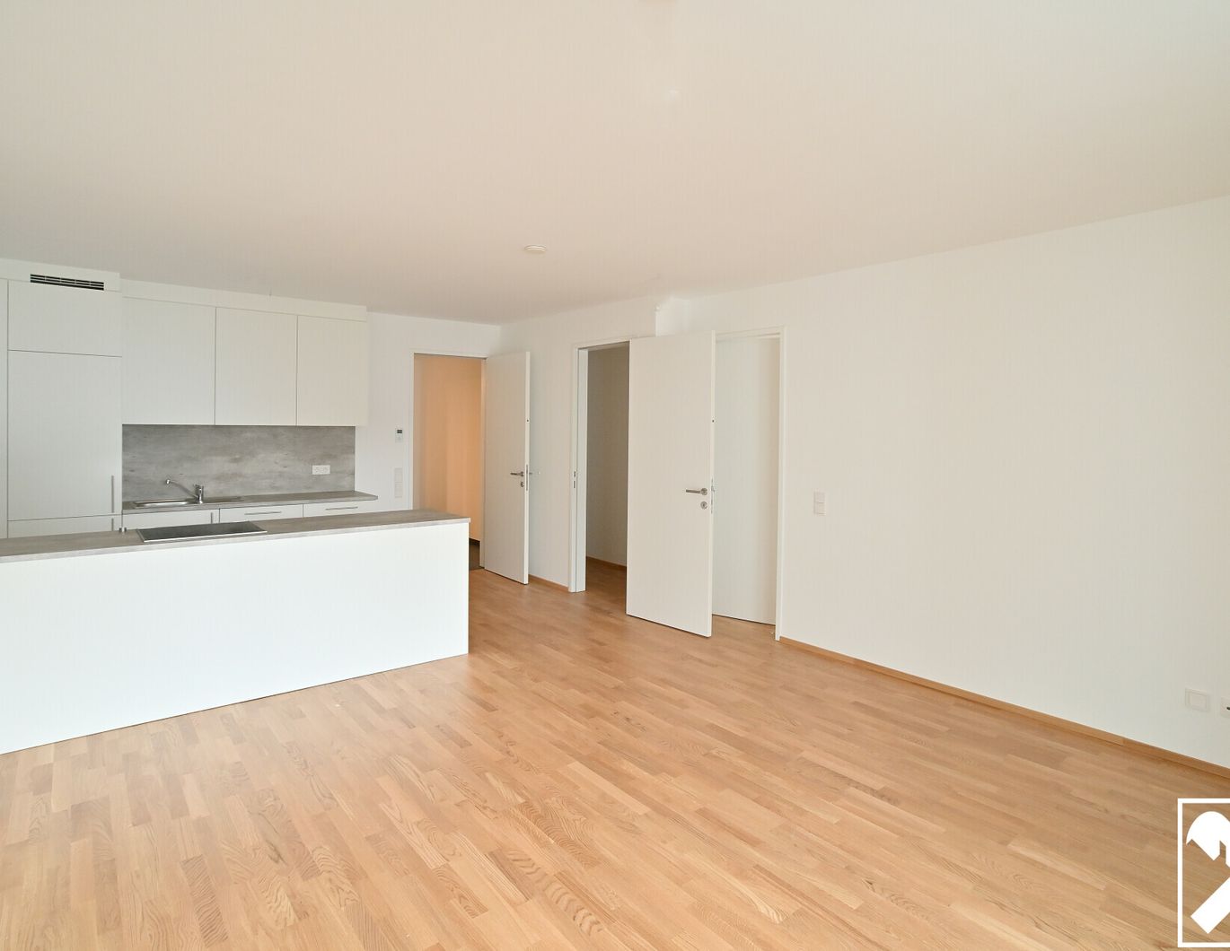 VIO PLAZA Living TOP 062 E04