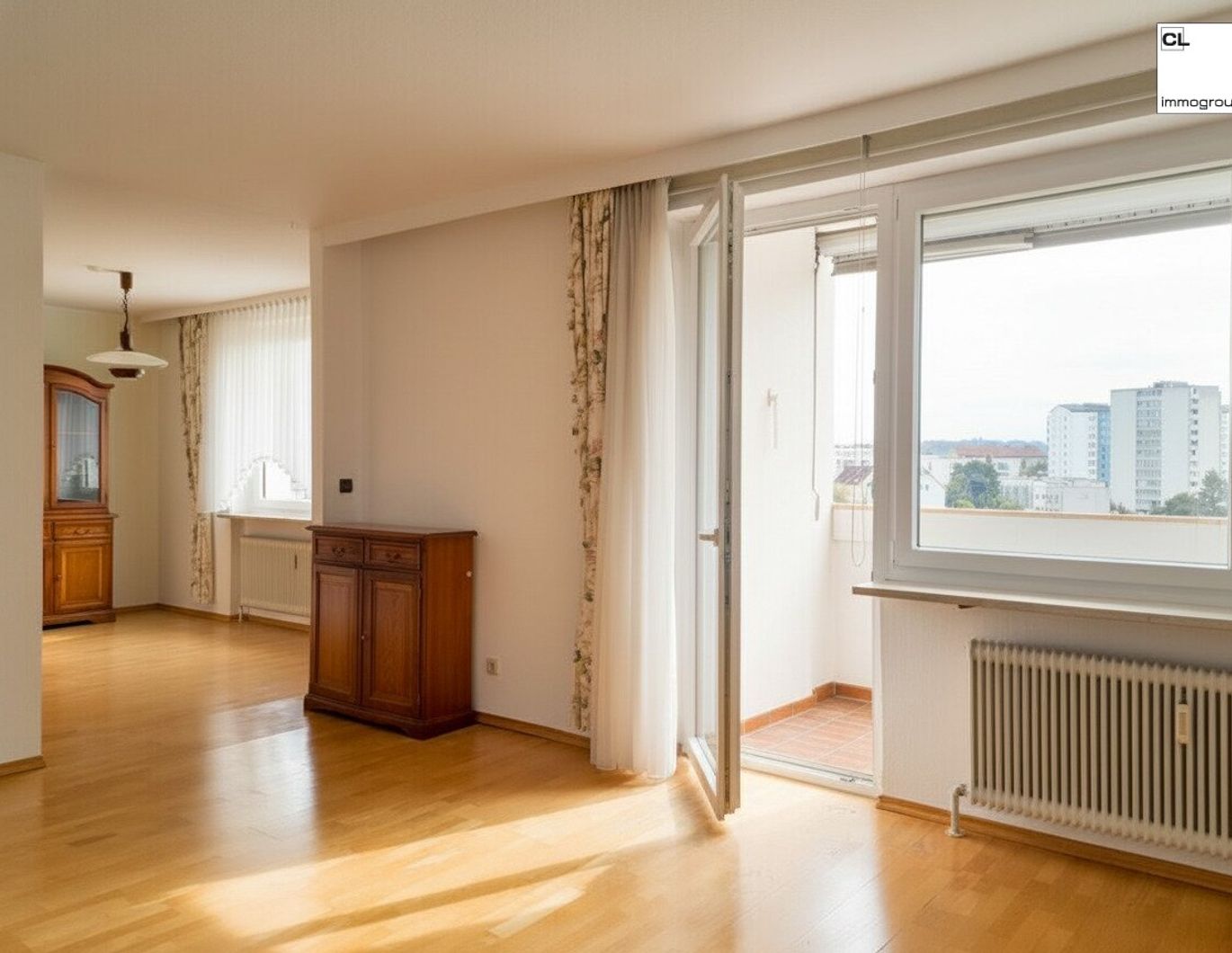 Charmante 4-Zimmer-Wohnung mit Loggia und großzügigem Schnitt