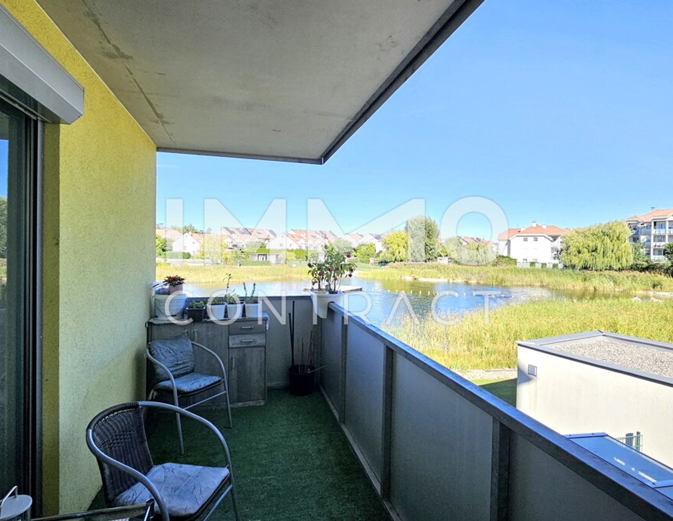 Neuer Preis! Exklusive 2-Zimmer-Wohnung mit großem Balkon & Seeblick, inkl. Tiefgarage!!