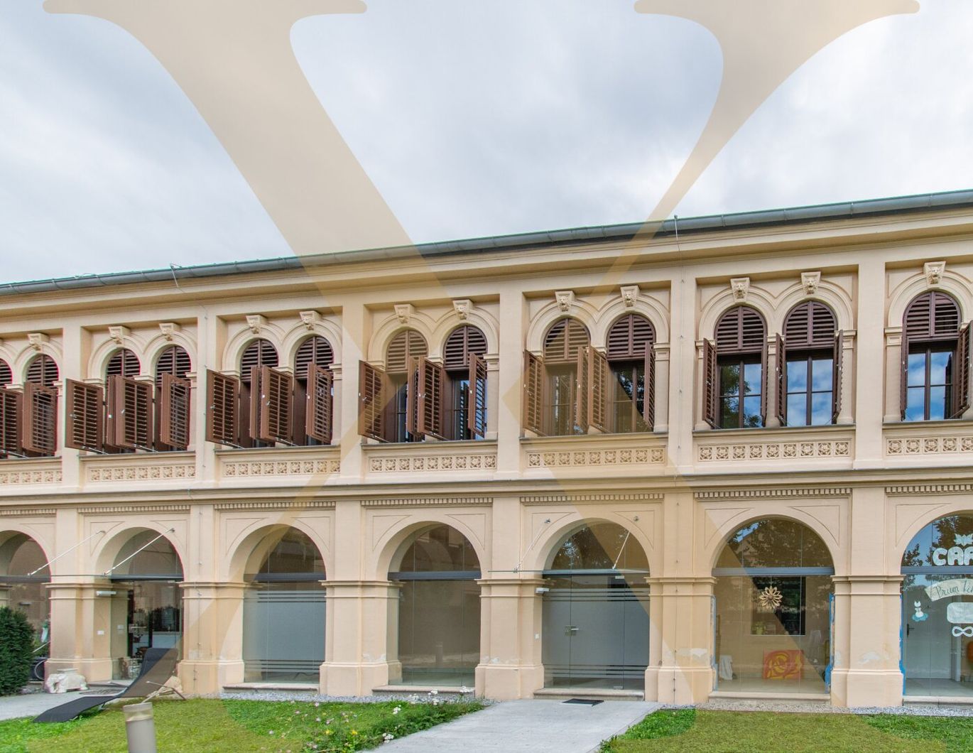 Charmante 2,5-Zimmer-Wohnung mit gemütlichem Eigengarten im Palais Löwenfeld ab sofort zu vermieten!
