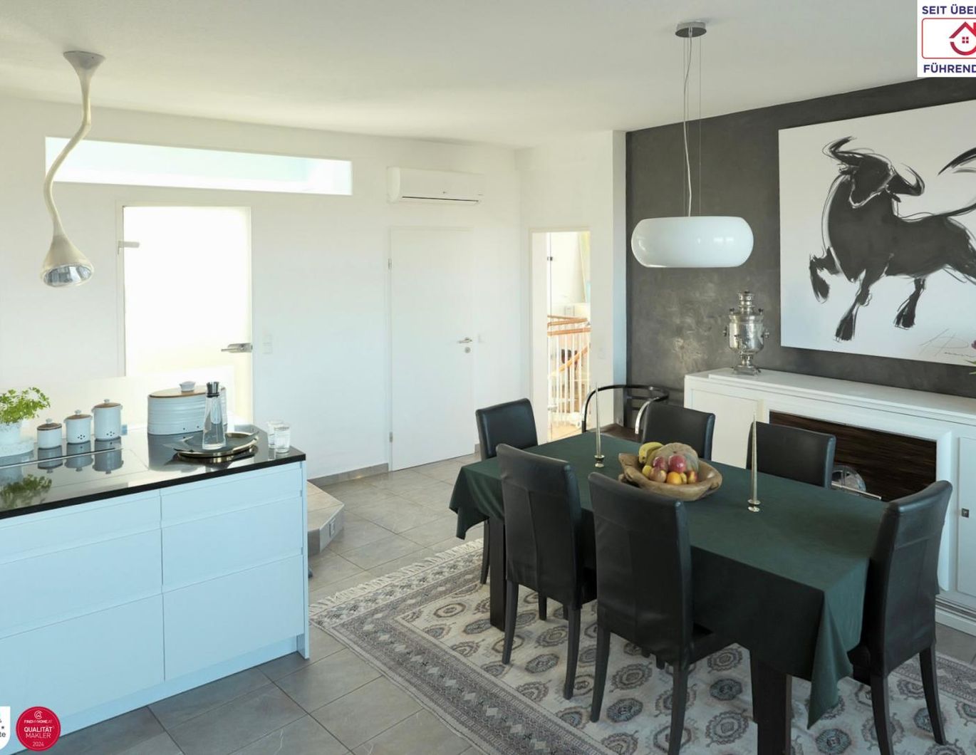 WOW: Großzügige repräsentative Wohnung mit über 200m2 und Loggien auf zwei Etagen.