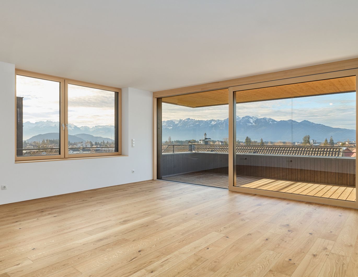 Neubau: Letzte Perle mit Traumaussicht