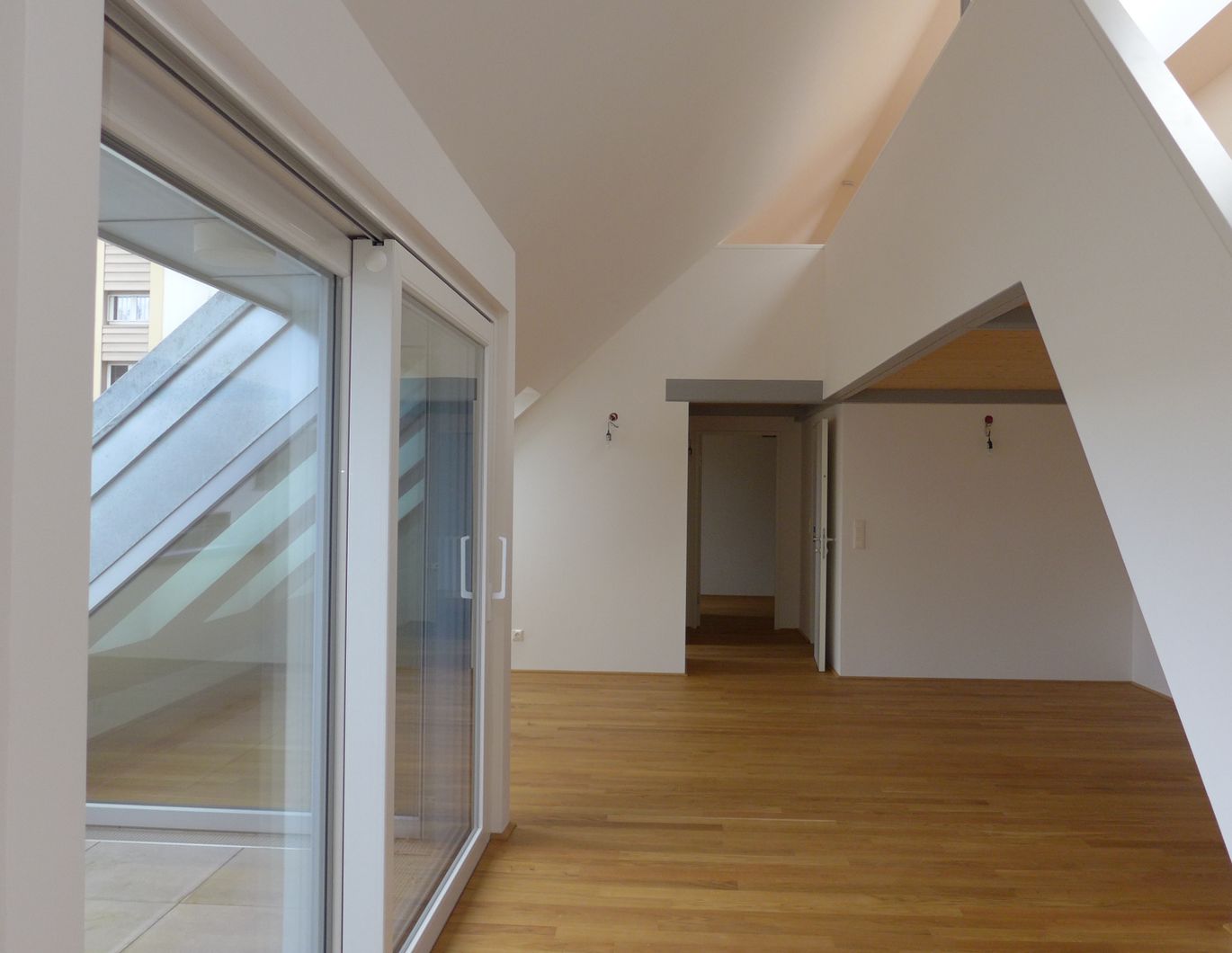 Coole, geräumige DG-Wohnung in Zentrumsnähe