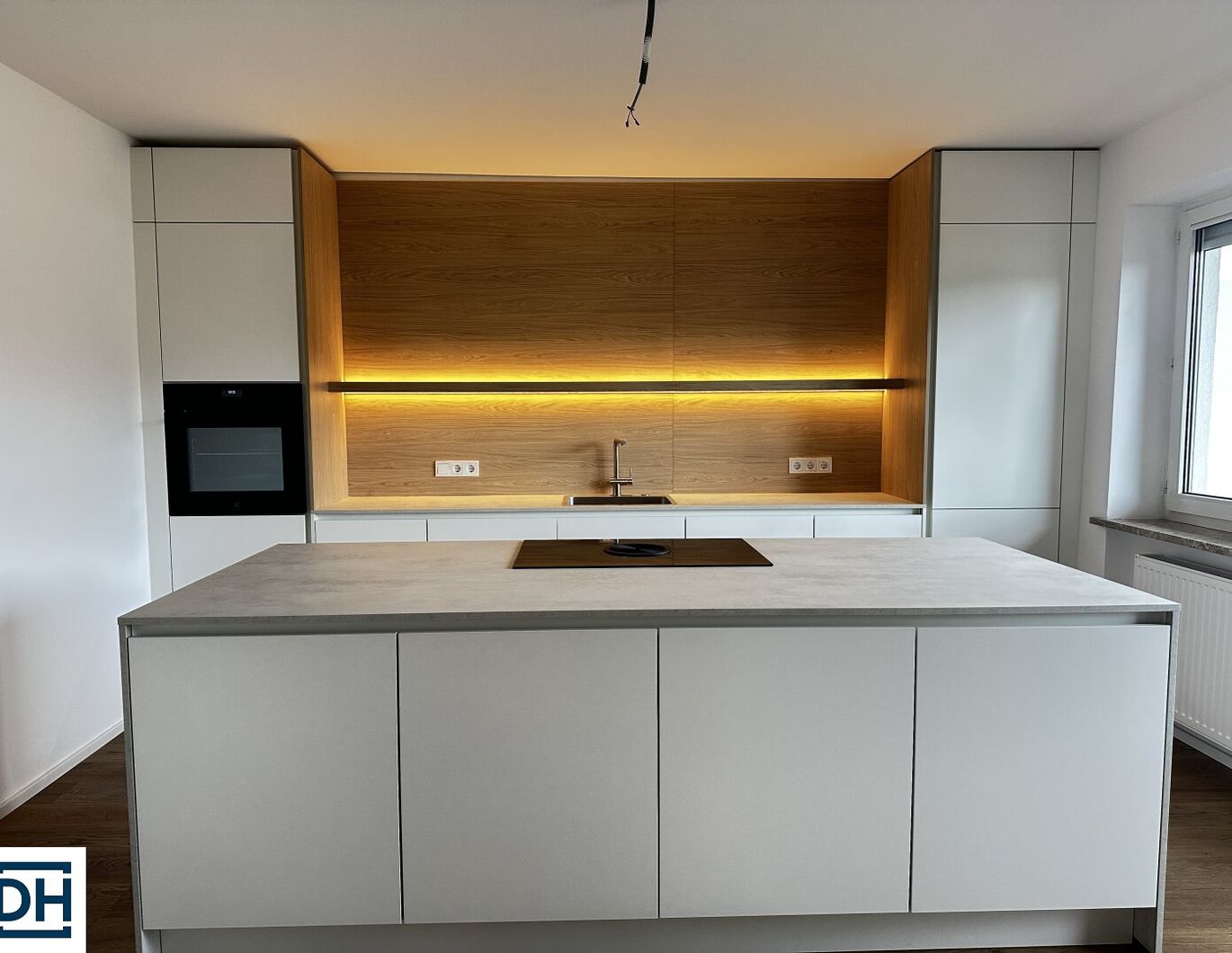 Stilvoll renovierte 3 Zimmerwohnung mit Balkon- Erstbezug nach Renovierung