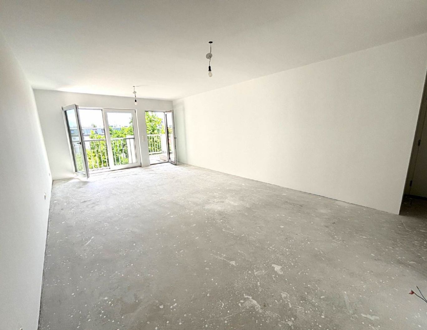 *Summer Special* Erstbezug: 55m² Neubau mit Balkon & Grünblick - Sauna im Haus - Nähe Meiselmarkt