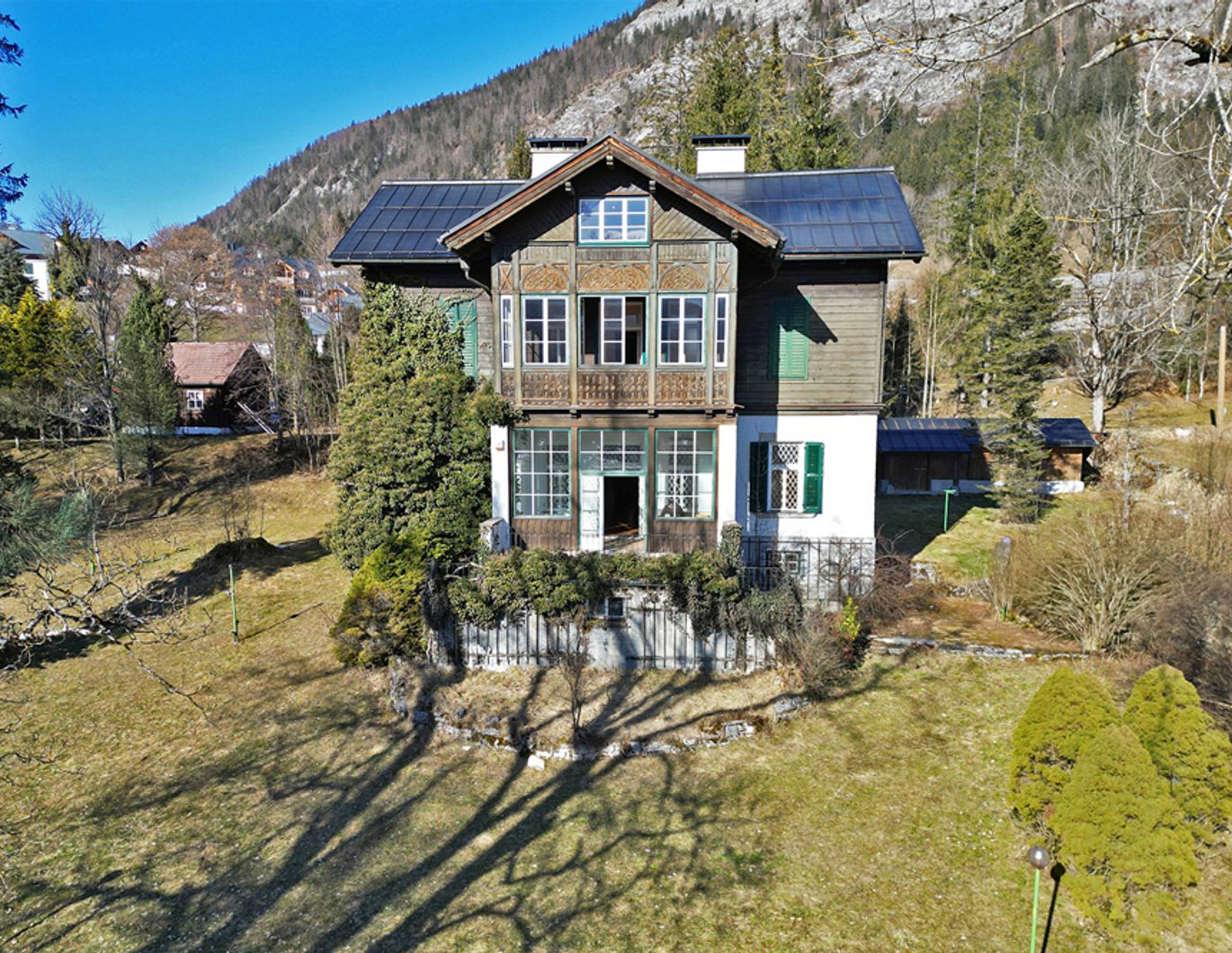 Im Herzen von Altaussee! > 9.000 m² Grundstück mit Altbestand