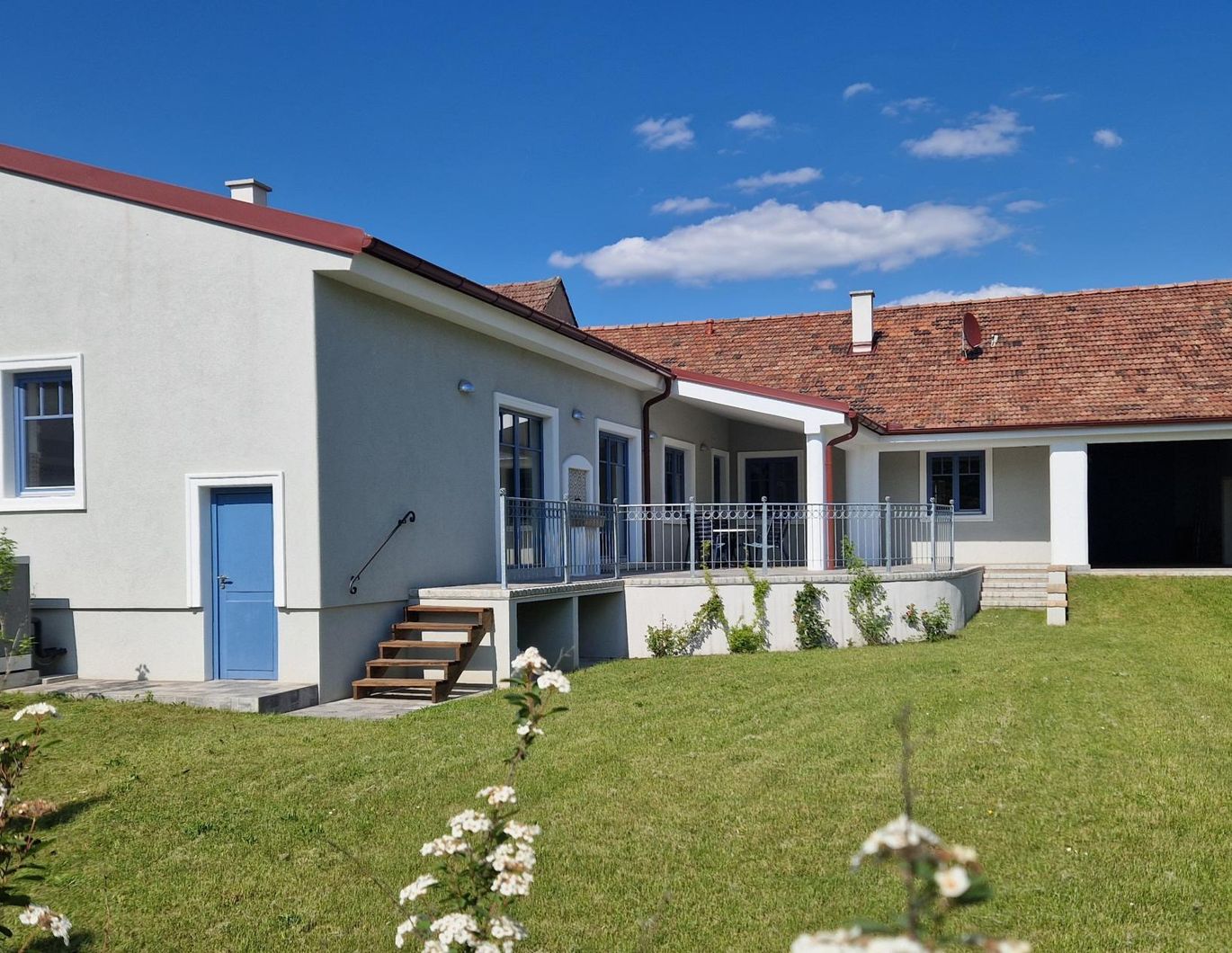 LANDSITZ AUF HÖCHSTEM NIVEAU