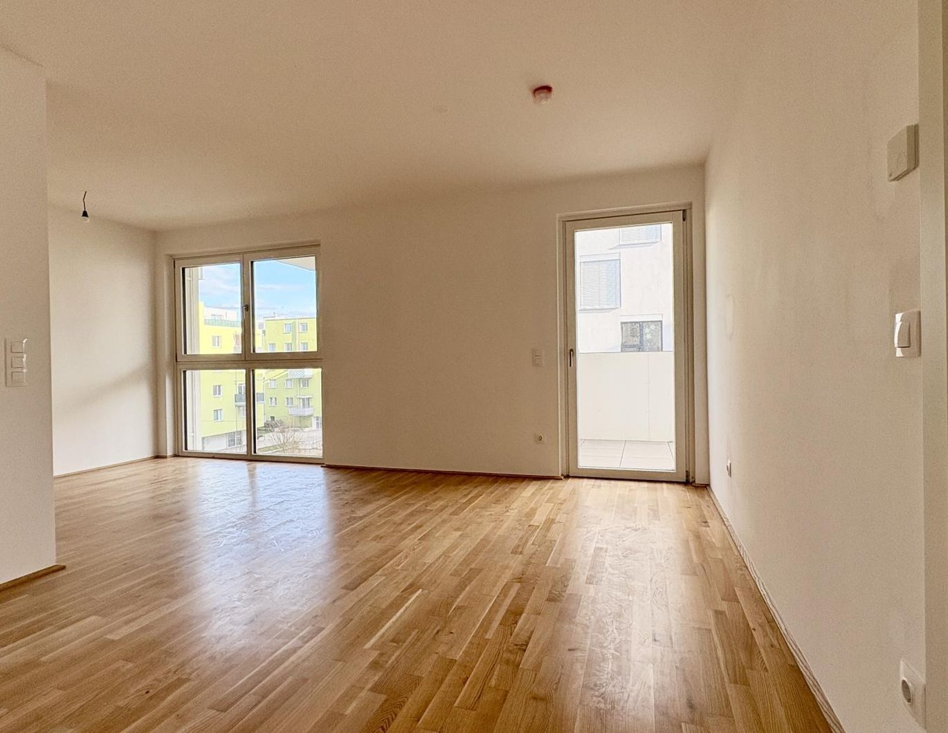 Top-Lage, Neubau, provisionsfrei - 3-Zimmer-Wohnung mit Balkon!