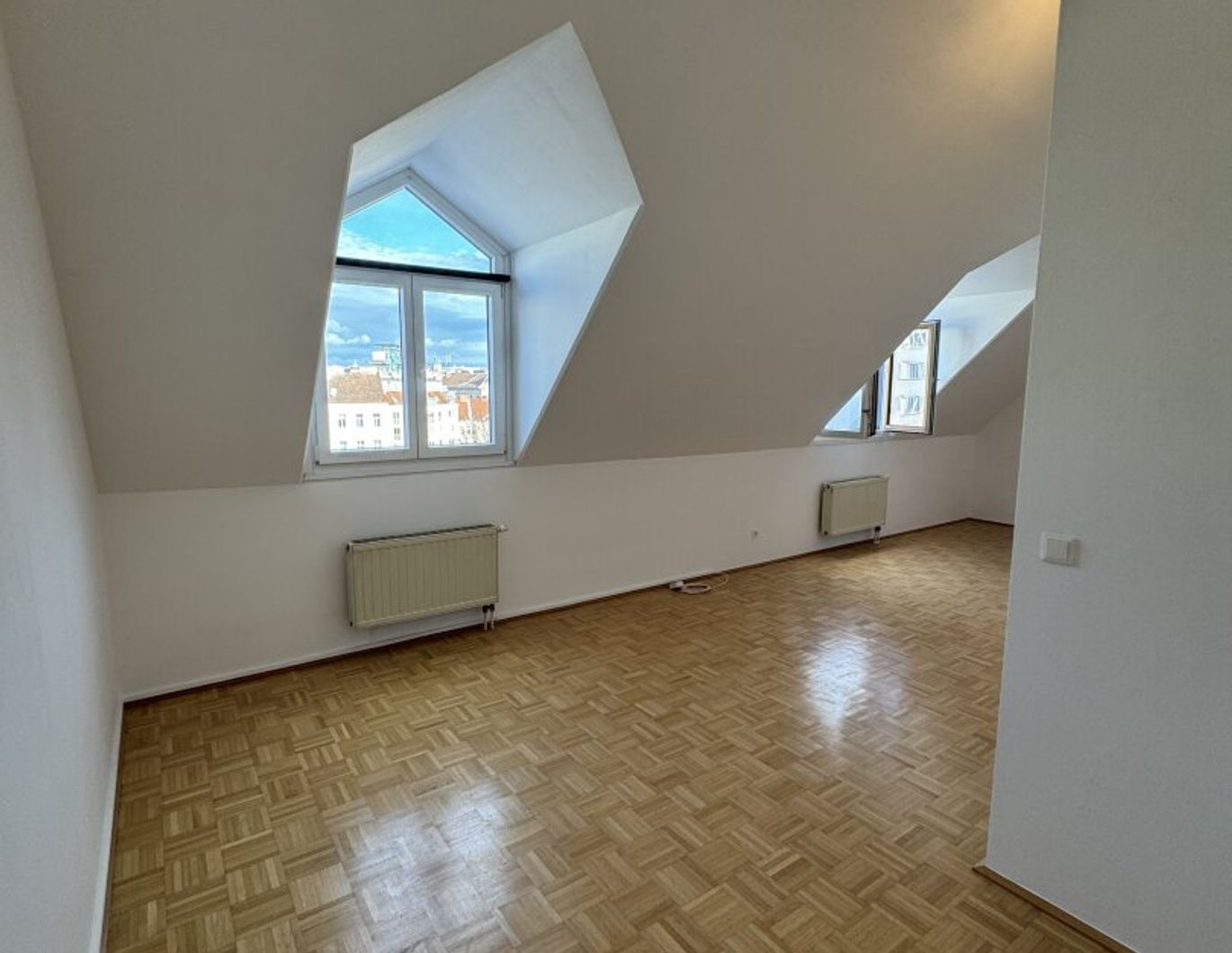 Zwei Fenster. Ein Panorama