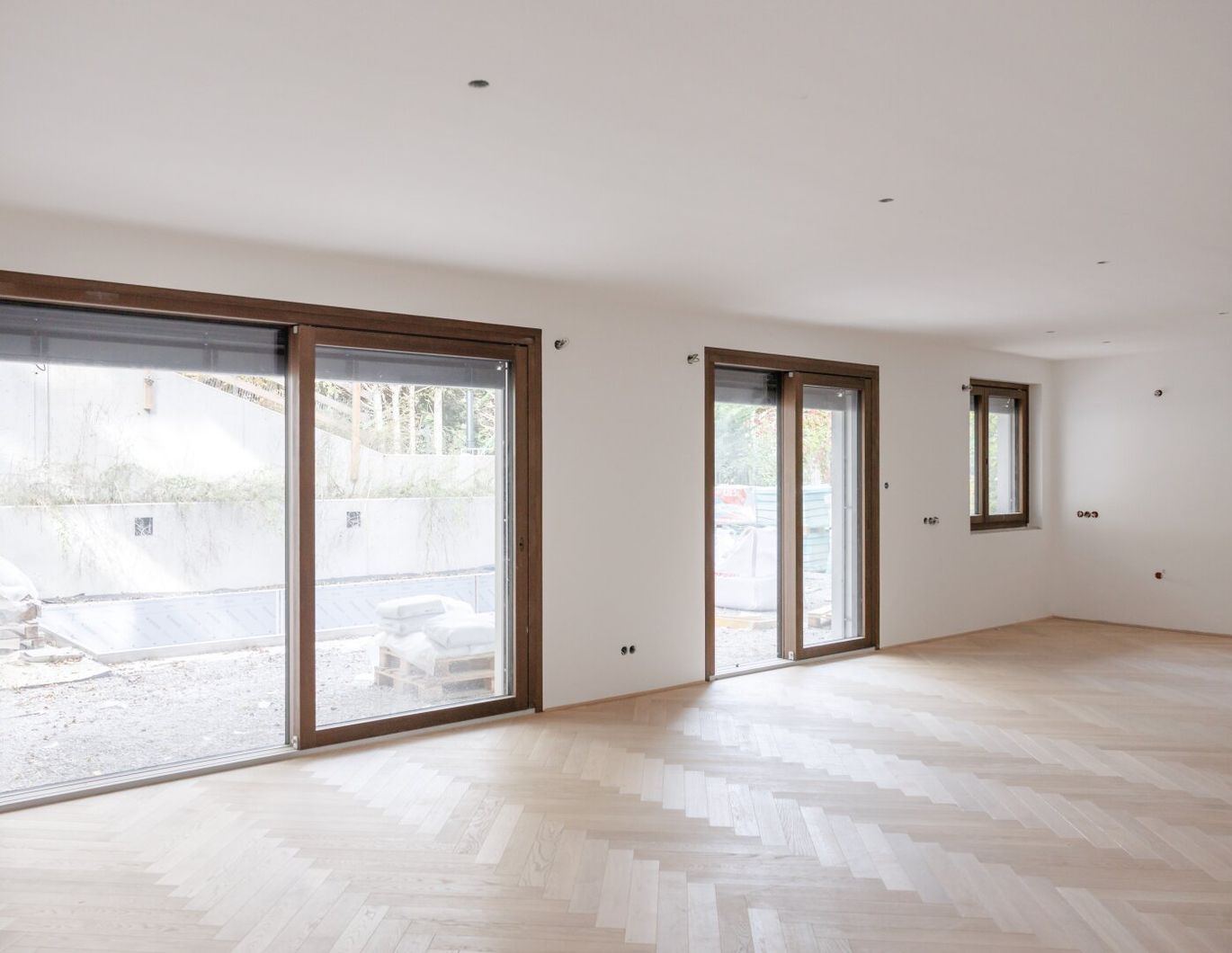 Luxus-Garten-Apartment mit beheizbarem Edelstahlpool