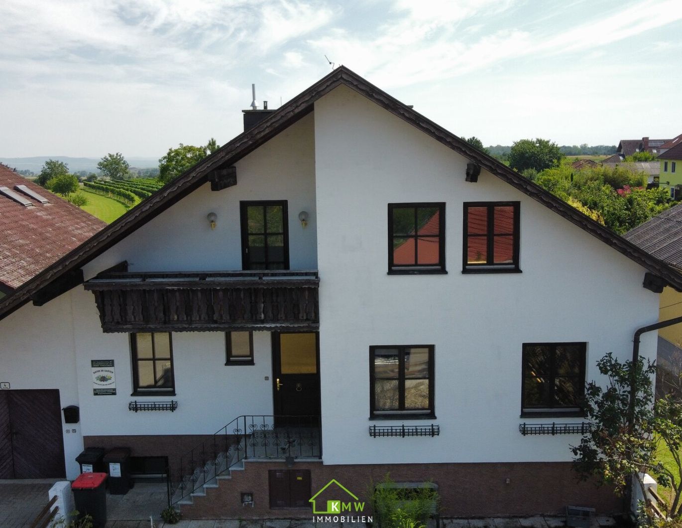 großzügiges Wohnhaus in ruhiger Lage