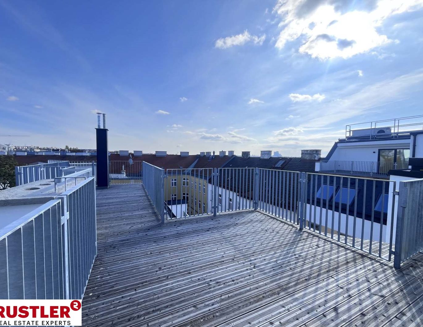 Einzigartige Dachgeschoss-Maisonette mit 3 Terrassen & Fernblick | ERSTBEZUG am Reinlpark