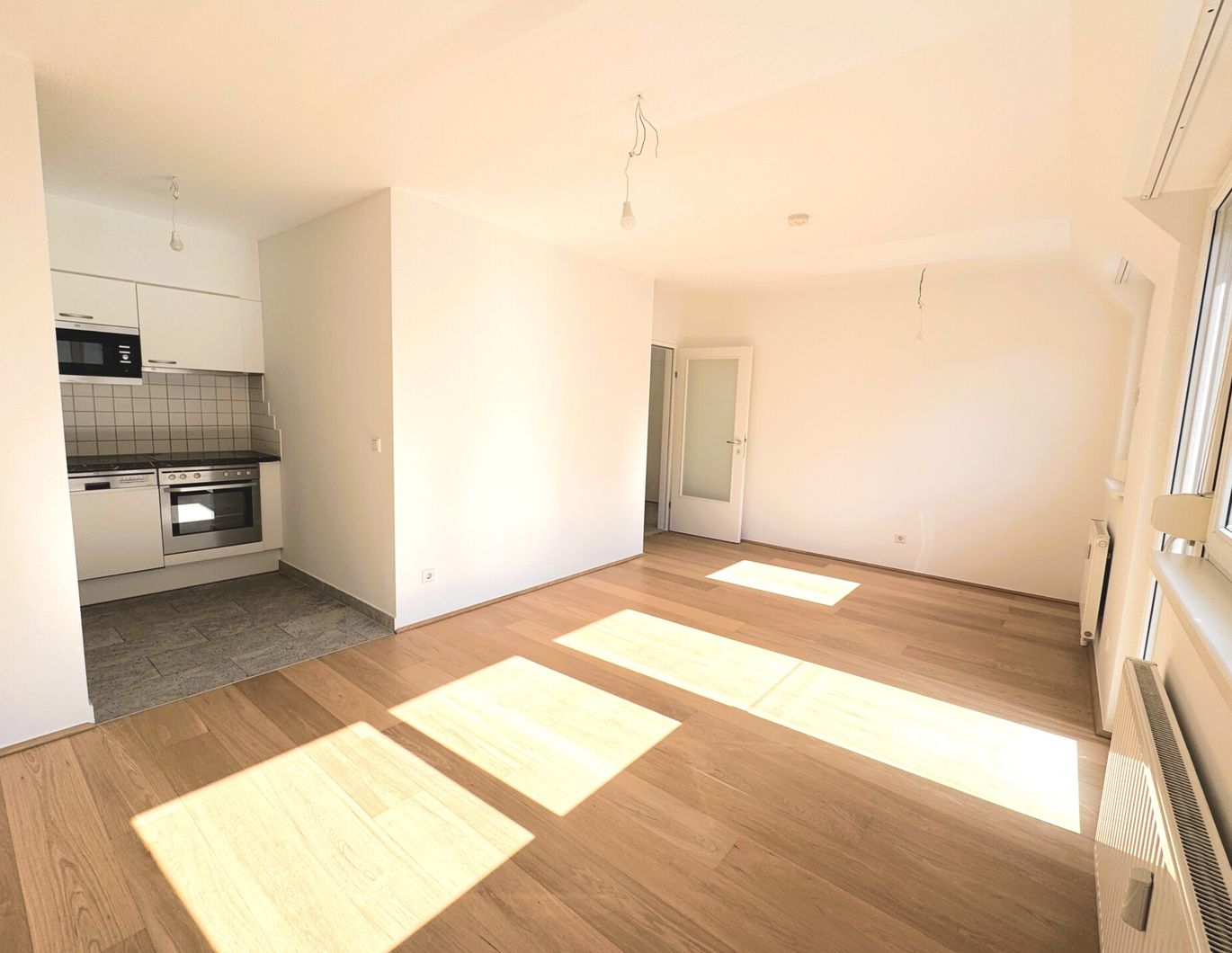 Dachgeschosswohnung mit Ost-Ausrichtung - moderne 2-Zimmer-Wohnung inkl. Einbauküche. Perfekt als Anlageobjekt - zu kaufen in 1160 Wien.