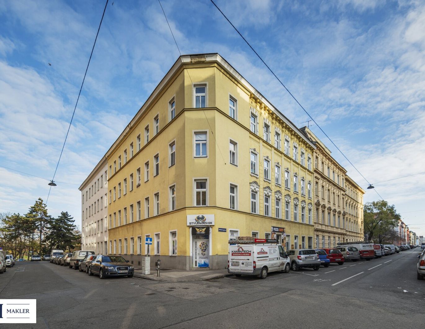 Baubewilligter Dachgeschossausbau in elegantem Eckzinshaus