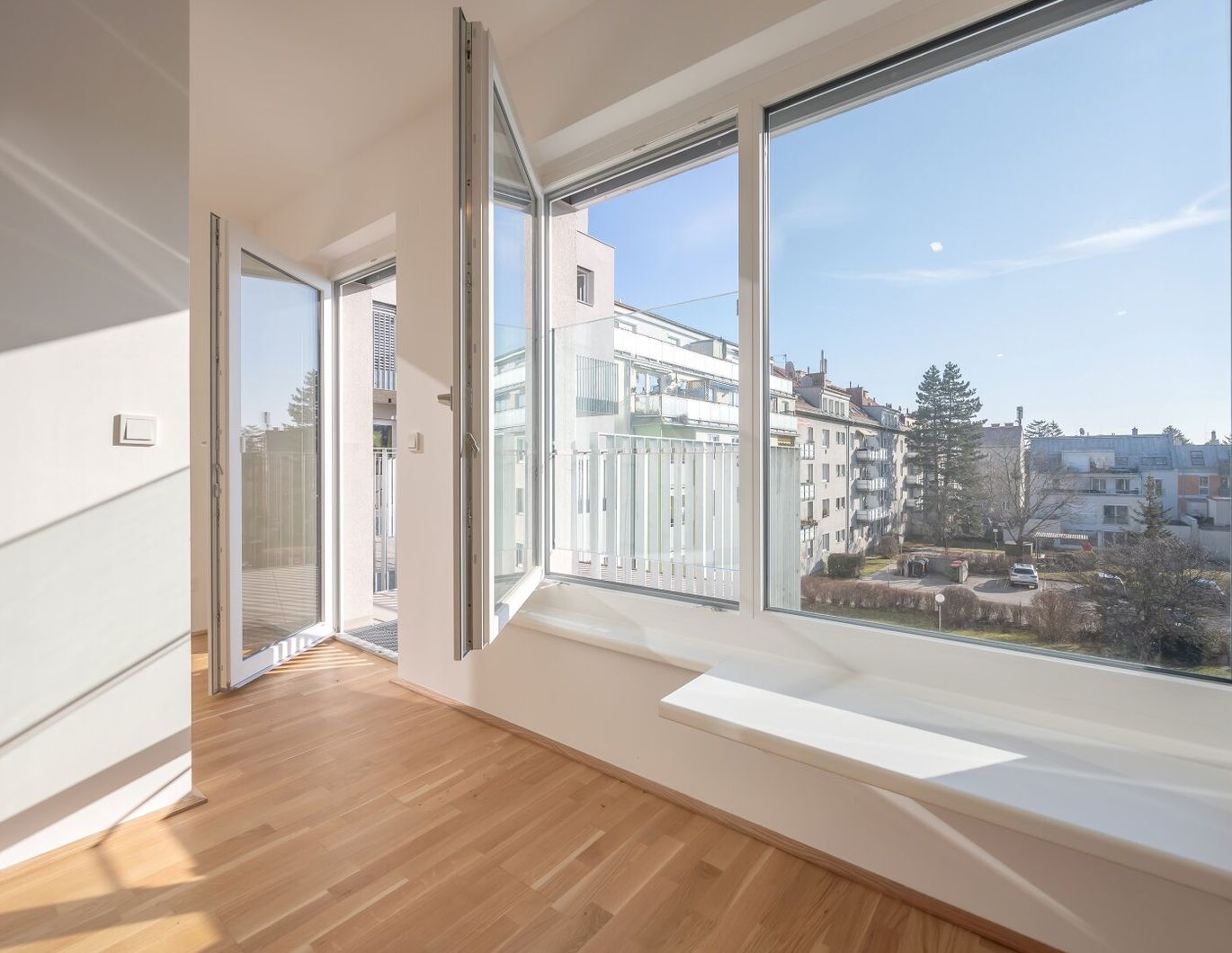 ERSTBEZUG |1,5 Zimmer-Wohnung mit Balkon