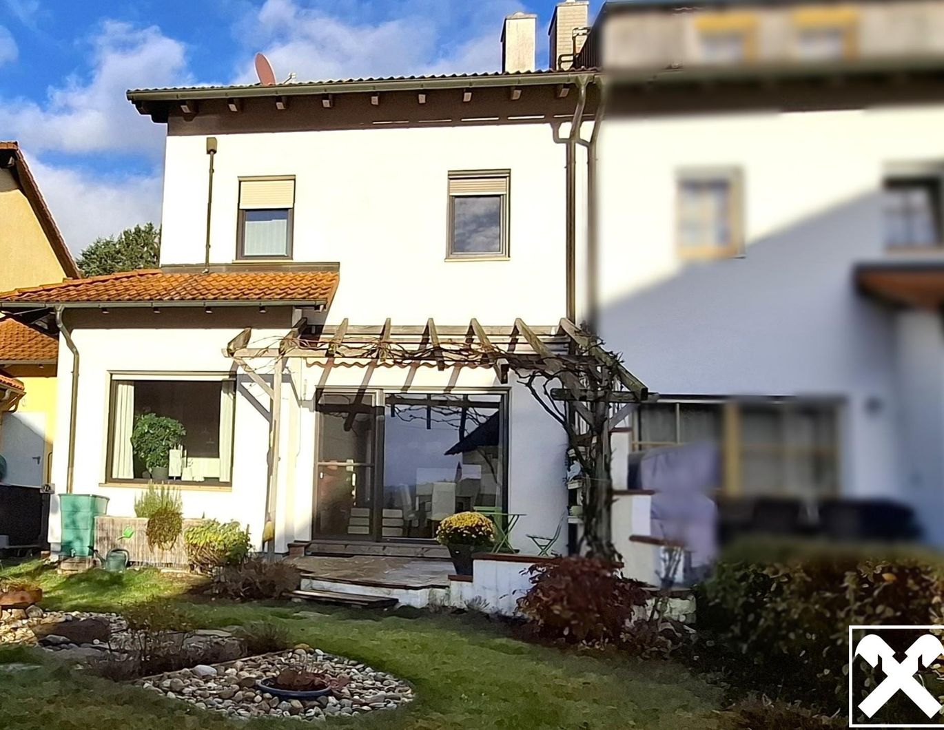 Charmante Doppelhaushälfte über der Nebelgrenze der Stadt!