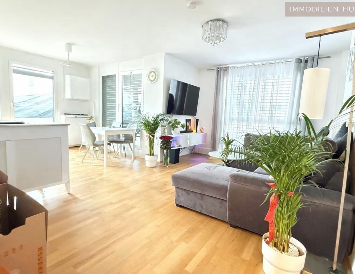 3-Zimmer-Neubauwohnung mit 32,43m² AUSSENFLÄCHE - Sonnig und Top-Ausstattung!!!