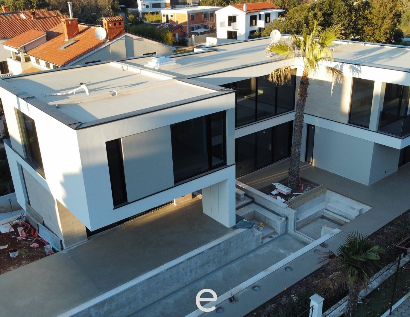 Exklusive Moderne Villa in Pula/ Pješčana Uvala: Luxus und Komfort auf 507,62m²