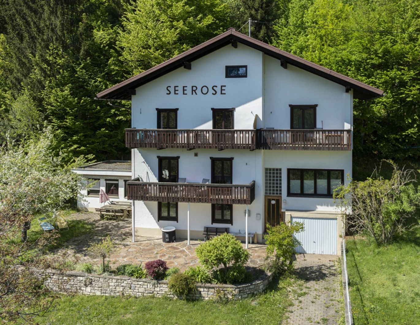 Saissersee: Appartementhaus in absoluter Seenähe