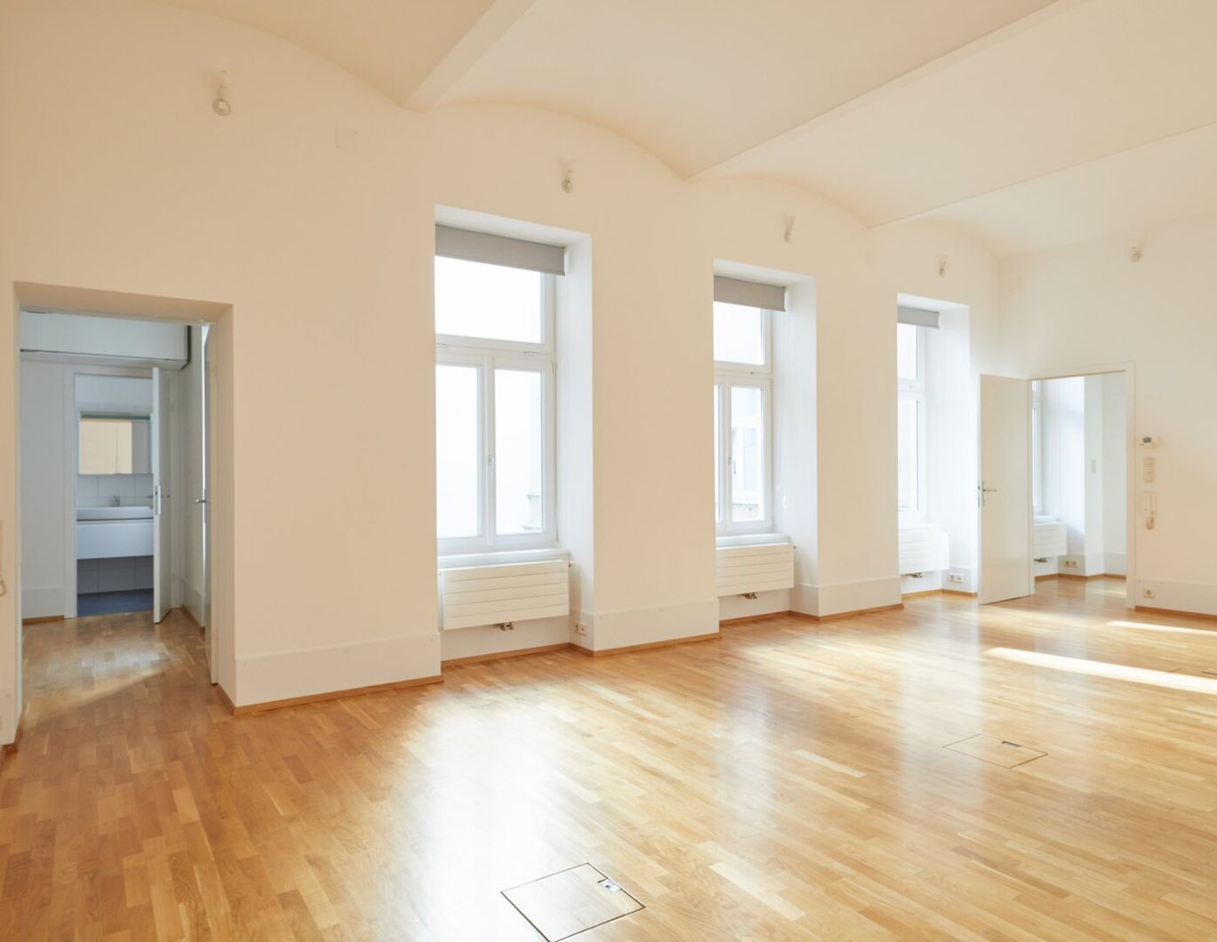 Loftartige 4 Zimmer Wohnung ca. 235m² in Toplage des 7. Bezirks