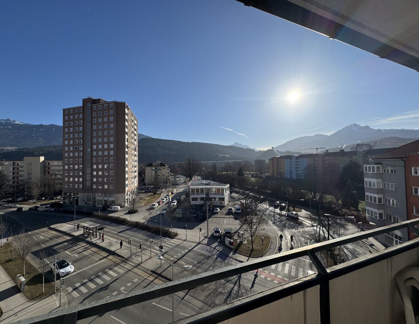 Charmante Garconniere mit sonnigen Balkon und Panoramaausblick in Innsbruck