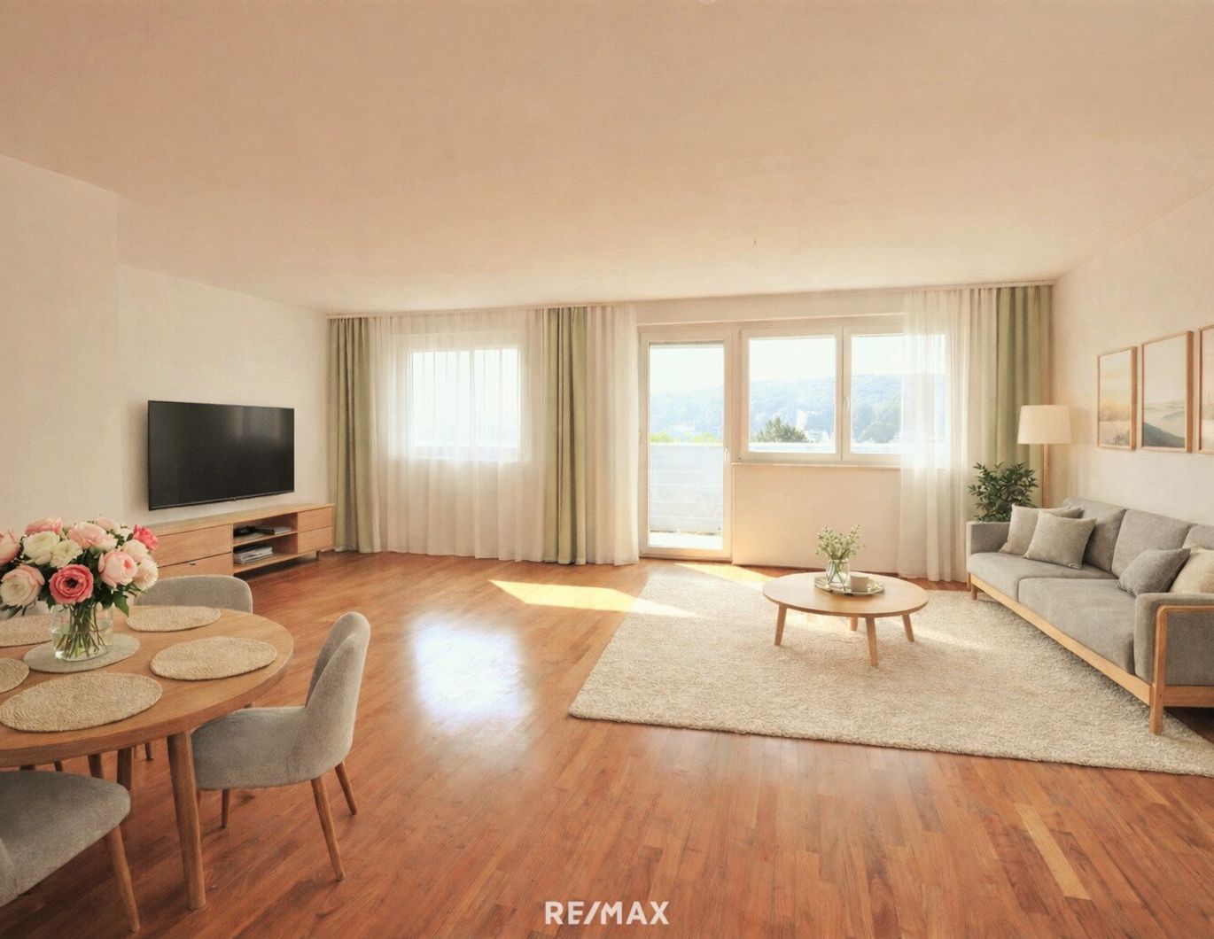 Großzügige Dachgeschosswohnung mit 3 Terrassen und Fernblick ins Grüne