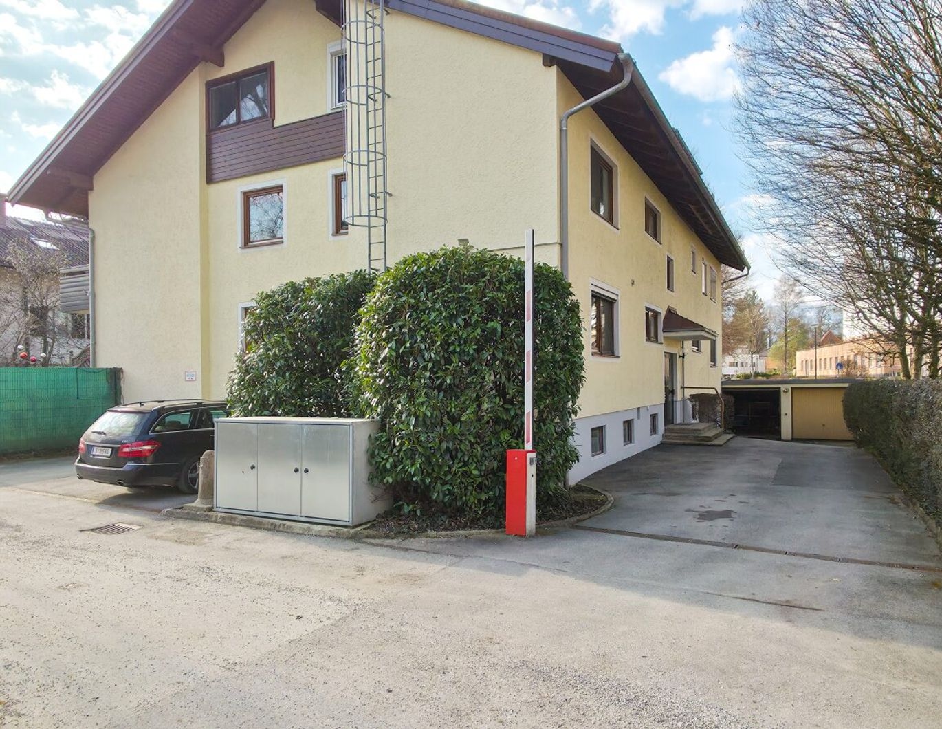 AIGEN | RUHIGE 3-ZIMMER WOHNUNG MIT GARAGE