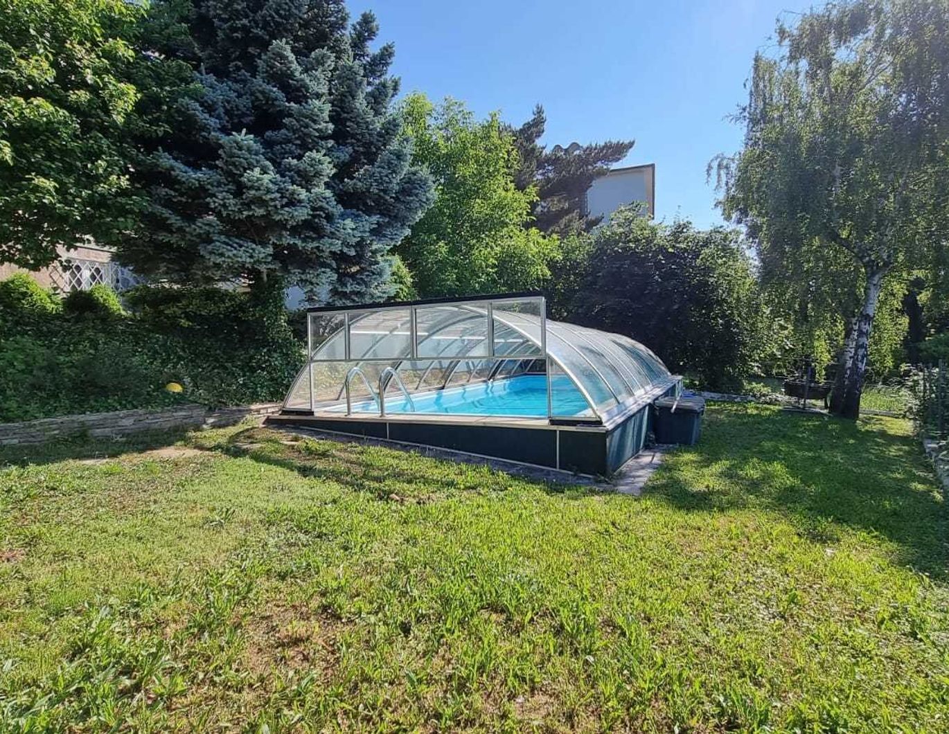 EINFAMILIENHAUS MIT GARTEN UND POOL - BEZUG AB MITTE SEPTEMBER 2025