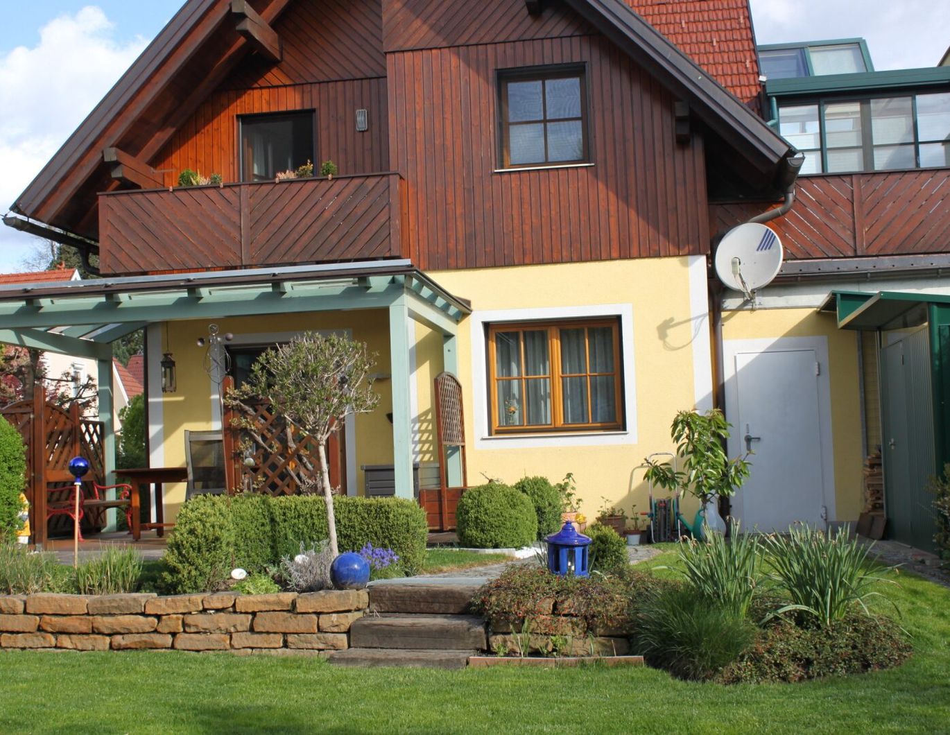 Traumhaftes und stadtnahes Haus in 8530 Deutschlandsberg - mit Wintergarten und Garage!