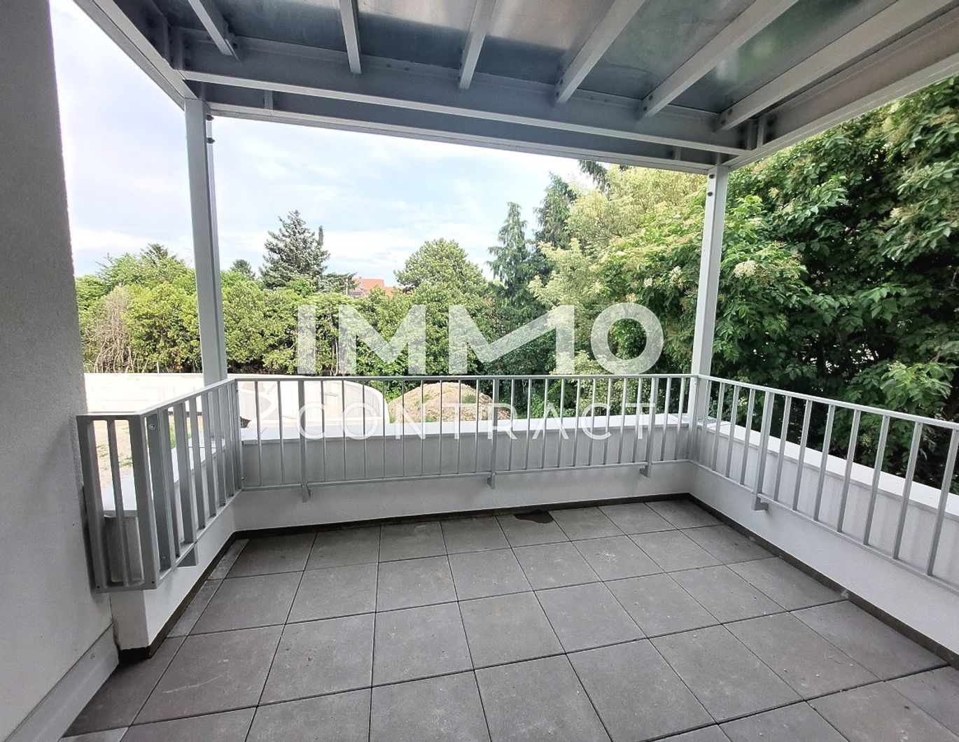 Neulaa Living! Küche inklusive! Ruhe und Entspannung in top Lage