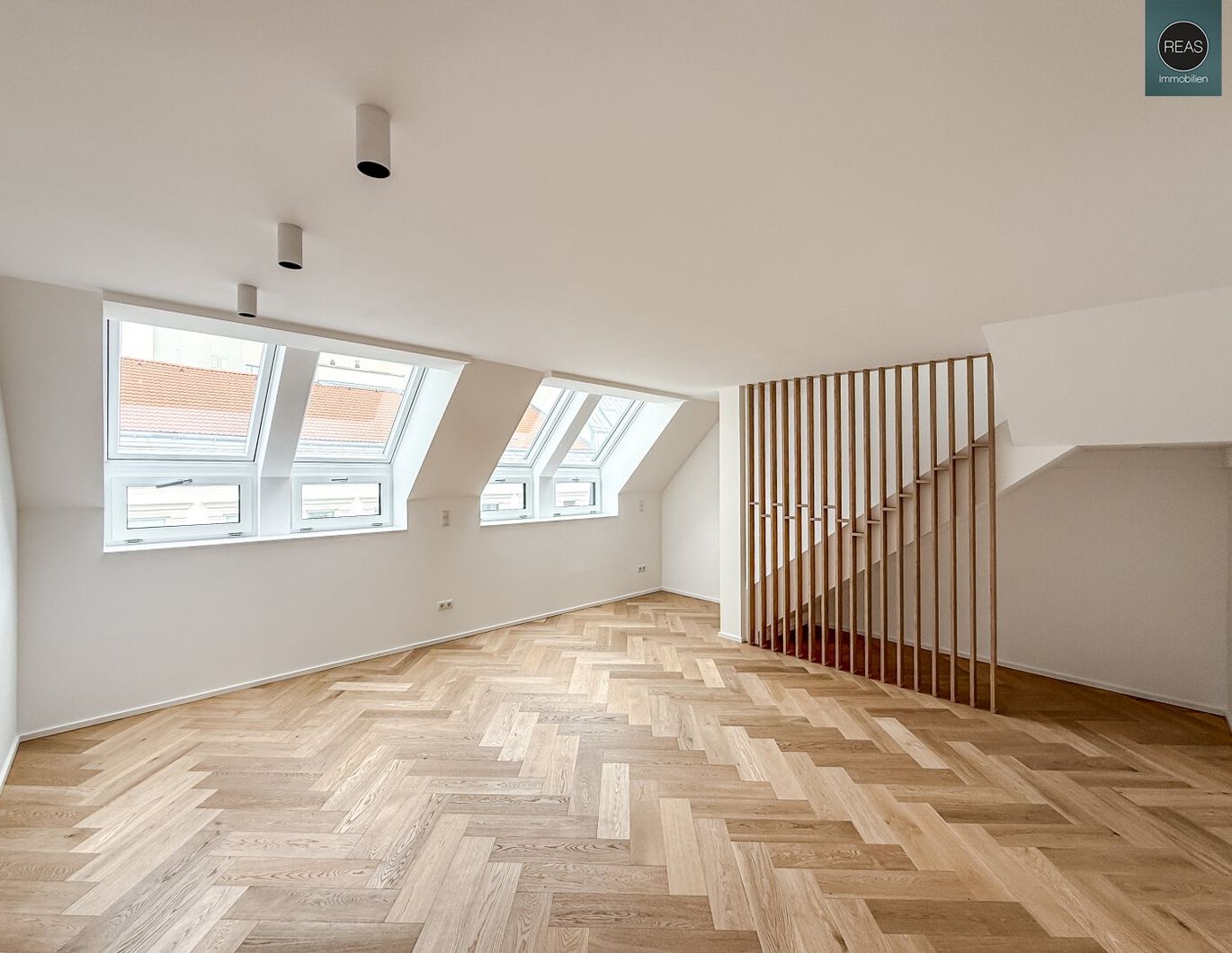 Elevate 1090 - Erstbezug: Dachgeschoss - Maisonette Wohnung (klimatisiert) mit Balkon und Terrasse nahe U6 Alser Straße, AKH!
