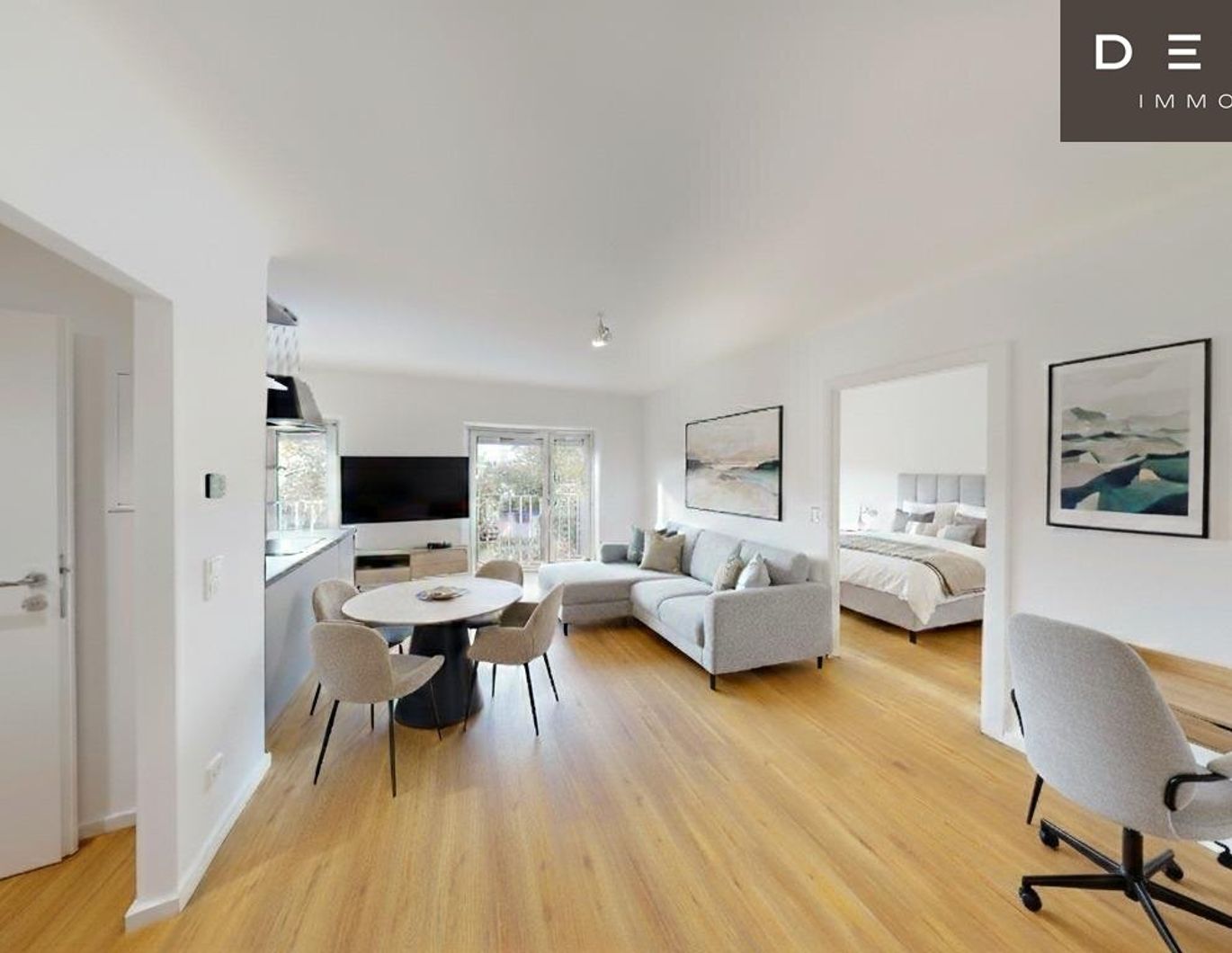 | ERSTBEZUG NACH SANIERUNG | SONNIGE NEUBAUWOHNUNG IM 4.STOCK |