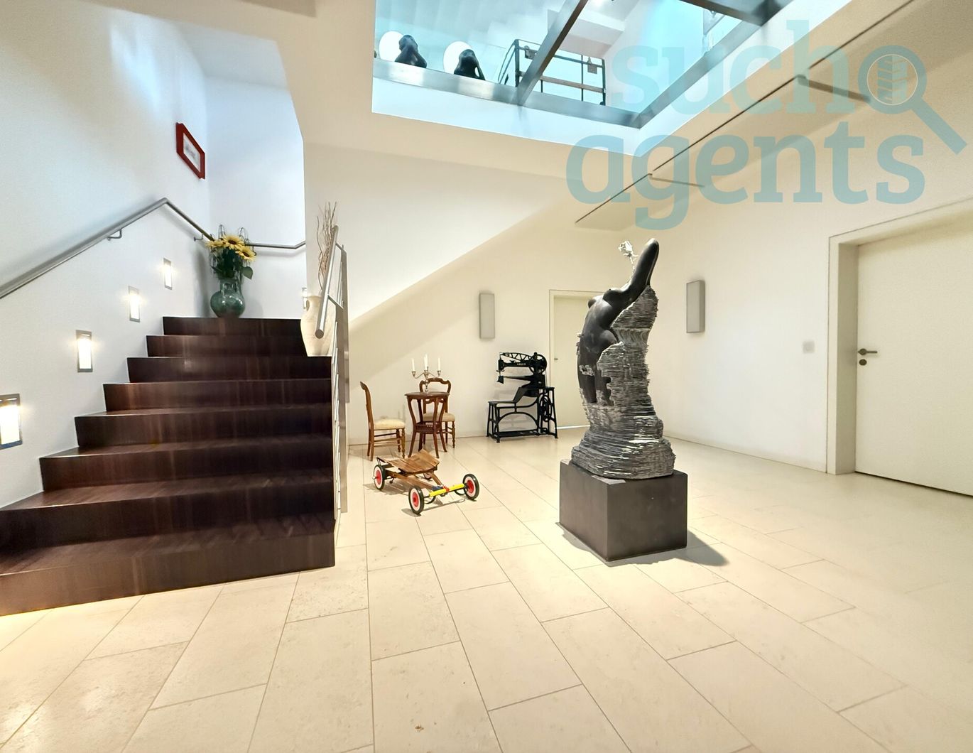 Villa mit über 600 m² Wohnfläche, modernster Technik und einzigartiger Luxus-Ausstattung